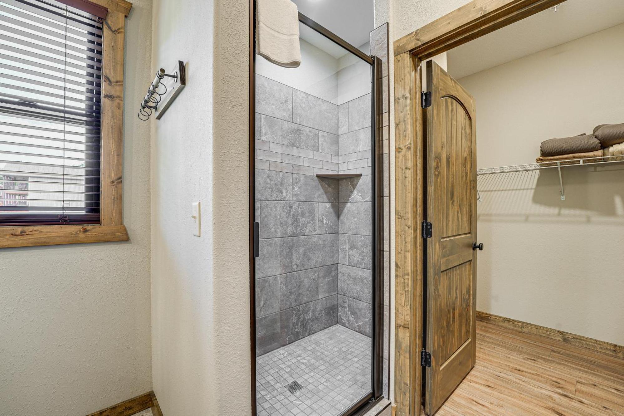 With Pool Access And Private Boat Slip!