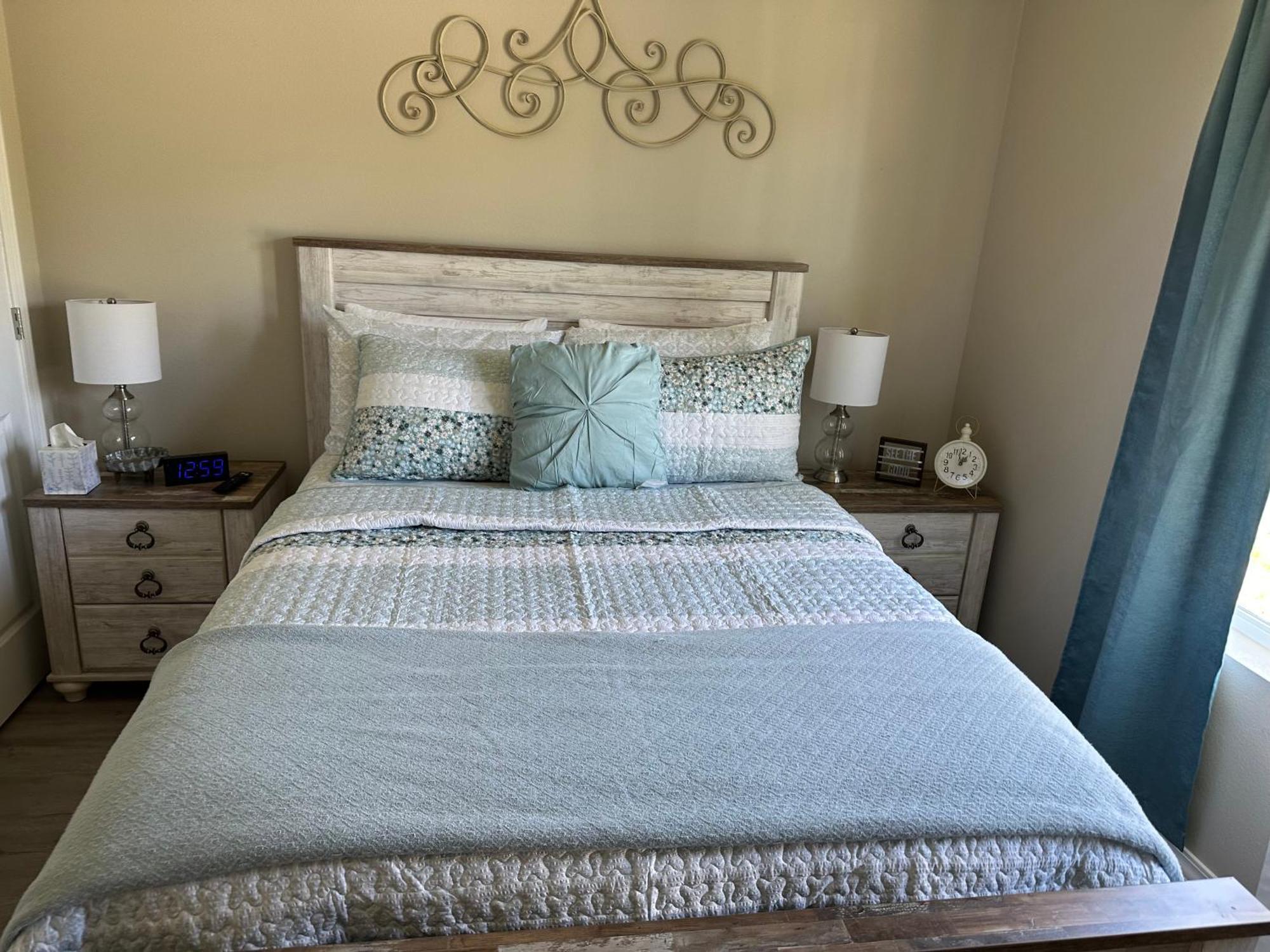 New No Stairs, Skyline, Games Arcade, Apartment Branson