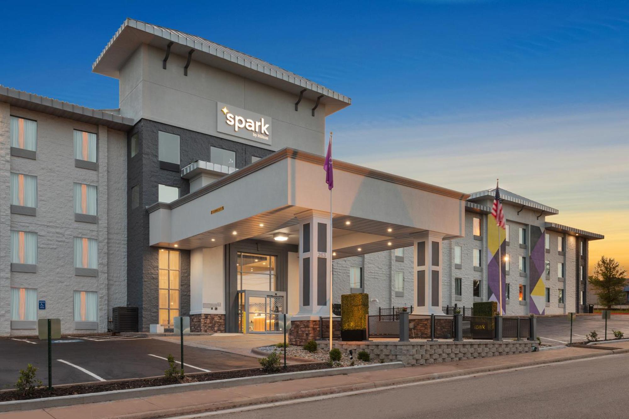 Hotel Spark By Hilton Meadows 3*
