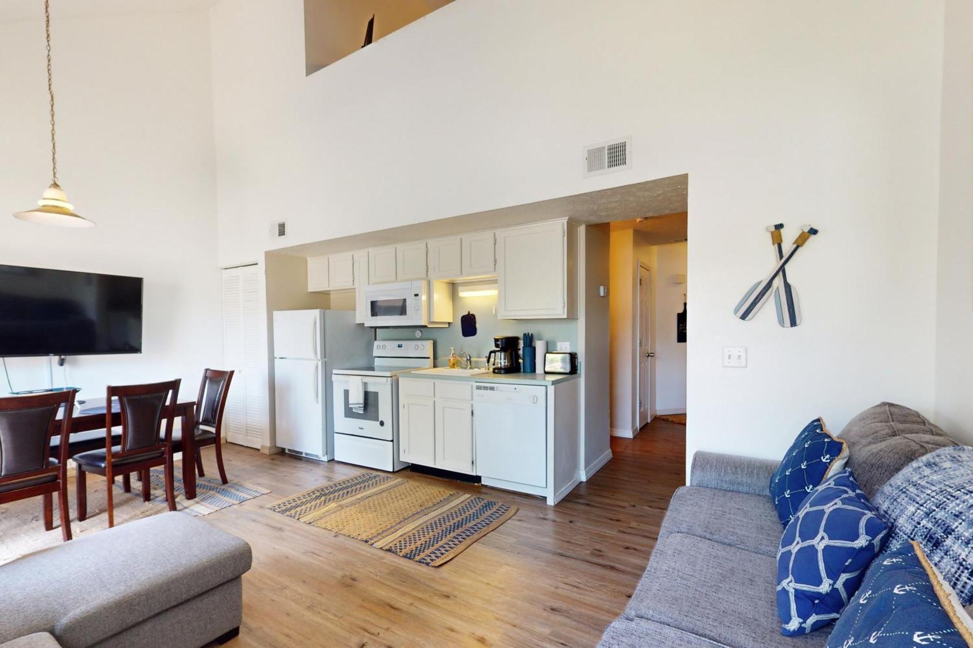 Apartment Fall Creek 520-8 *