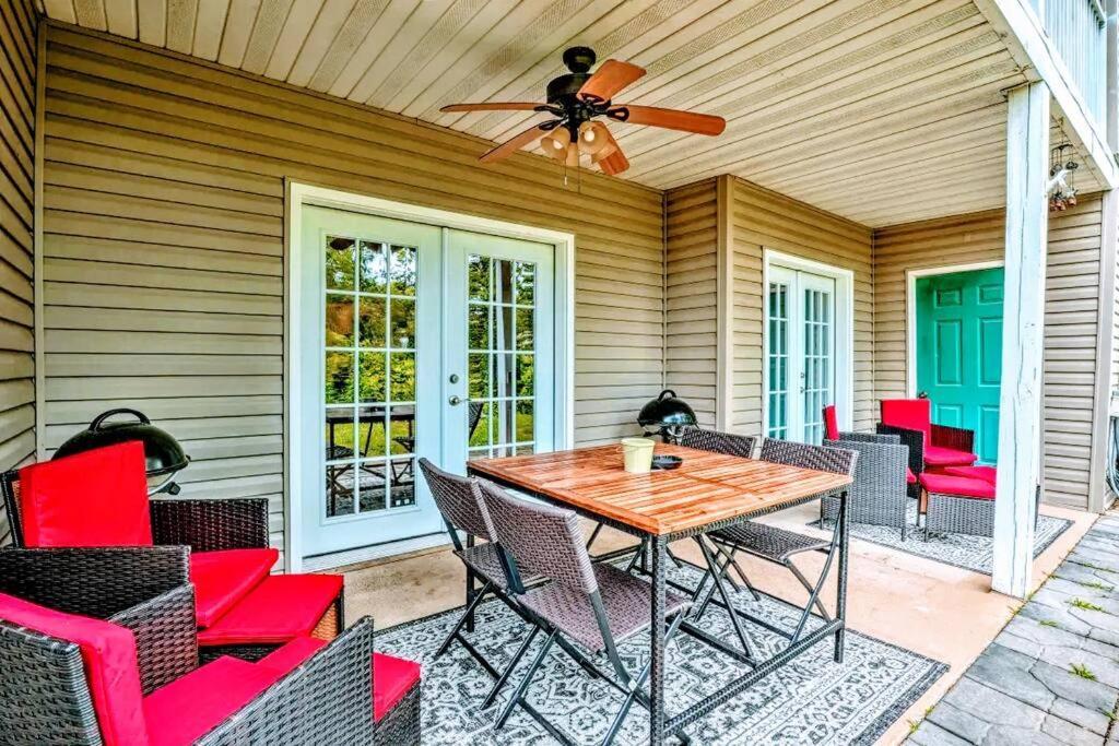 Experience Euphoria At Branson's Fall Creek Apartment Branson