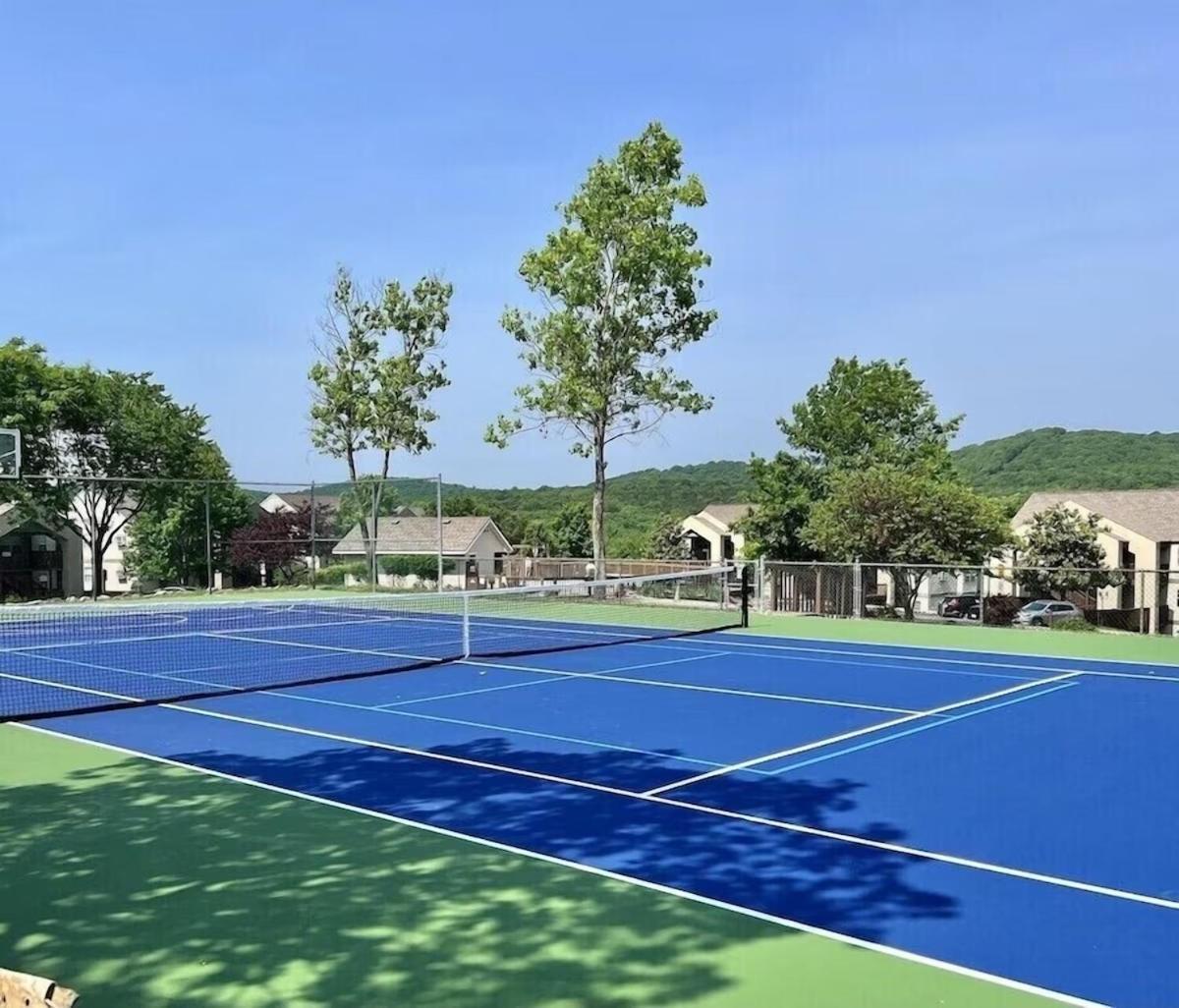 Beautiful Getaway-next To Silver Dollar &tablerock-family Amenities * Branson