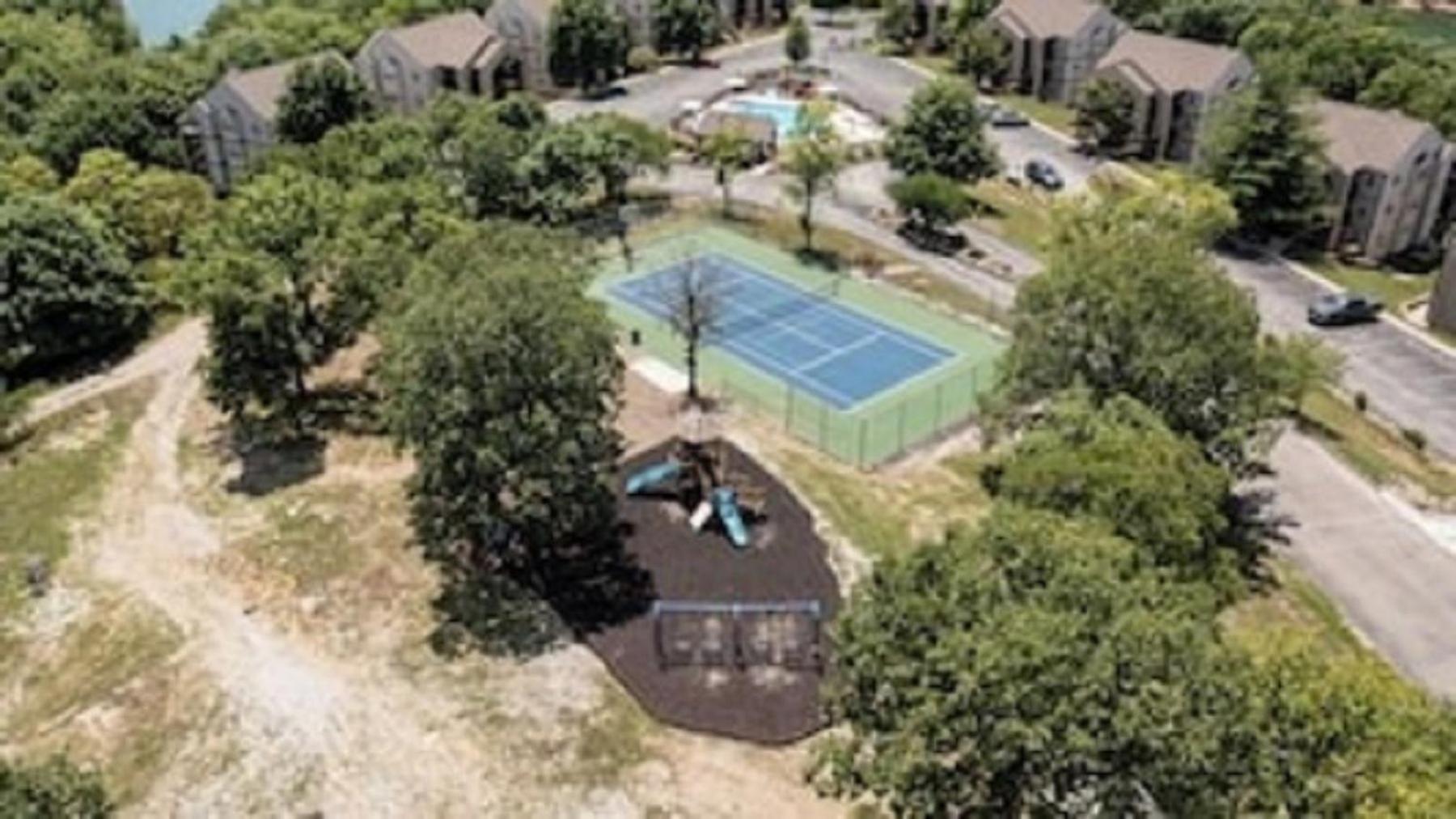 Apartment Beautiful Getaway-next To Silver Dollar &tablerock-family Amenities Branson