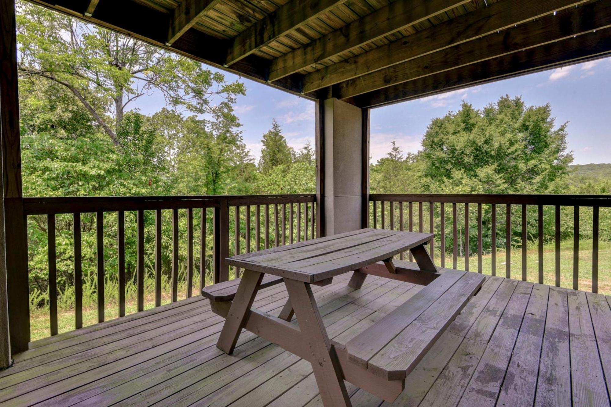 Beautiful Getaway-next To Silver Dollar &tablerock-family Amenities * Branson