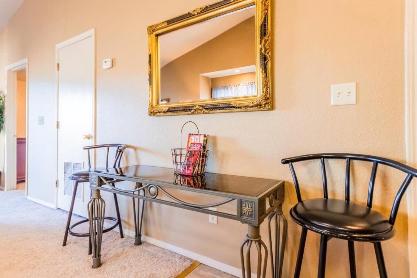 Floor Eagles Nest With Pool And Hot Tub And Views Next To Sdc Apartment