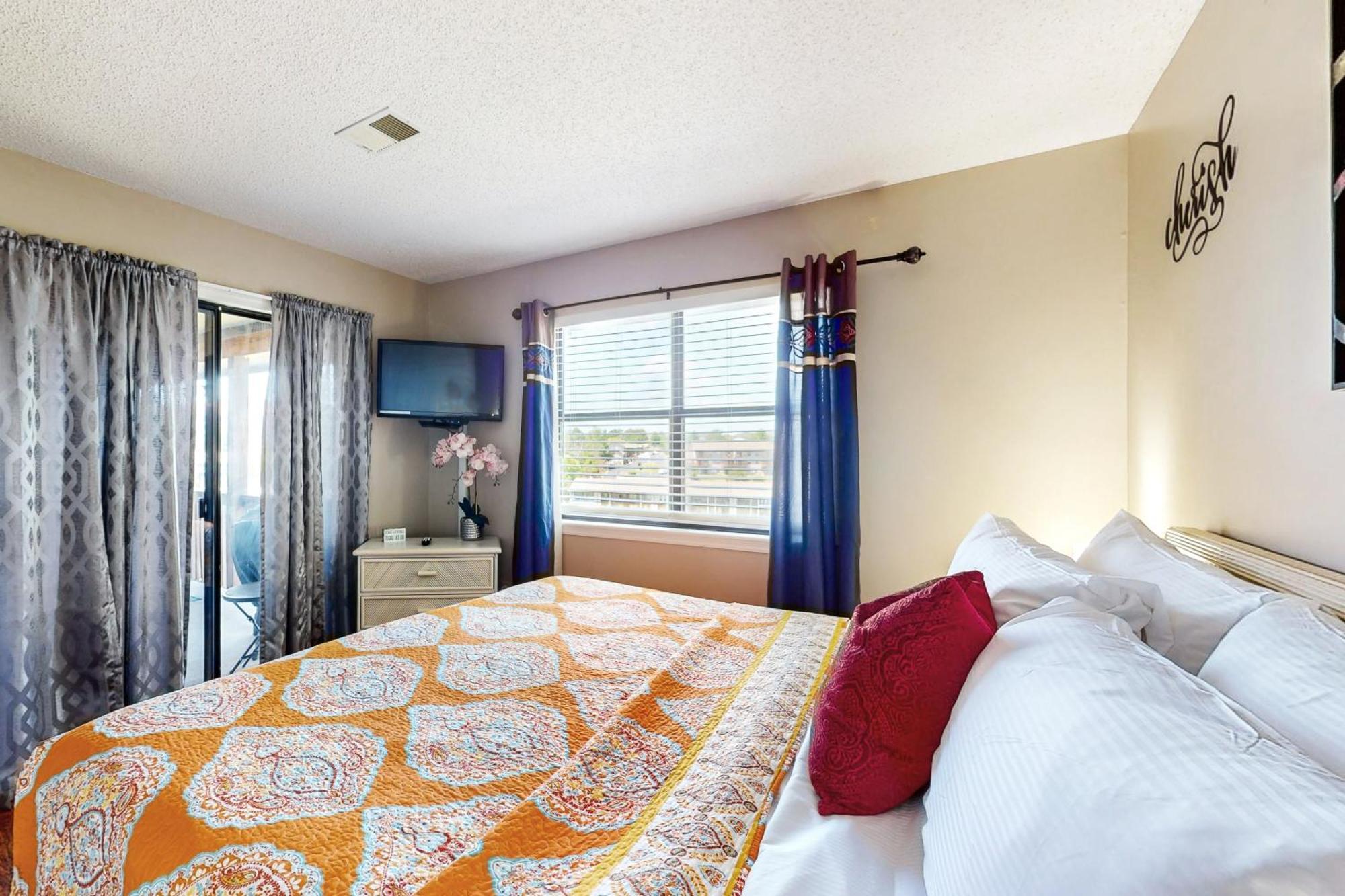 116 Club Dr, #12 Mo *