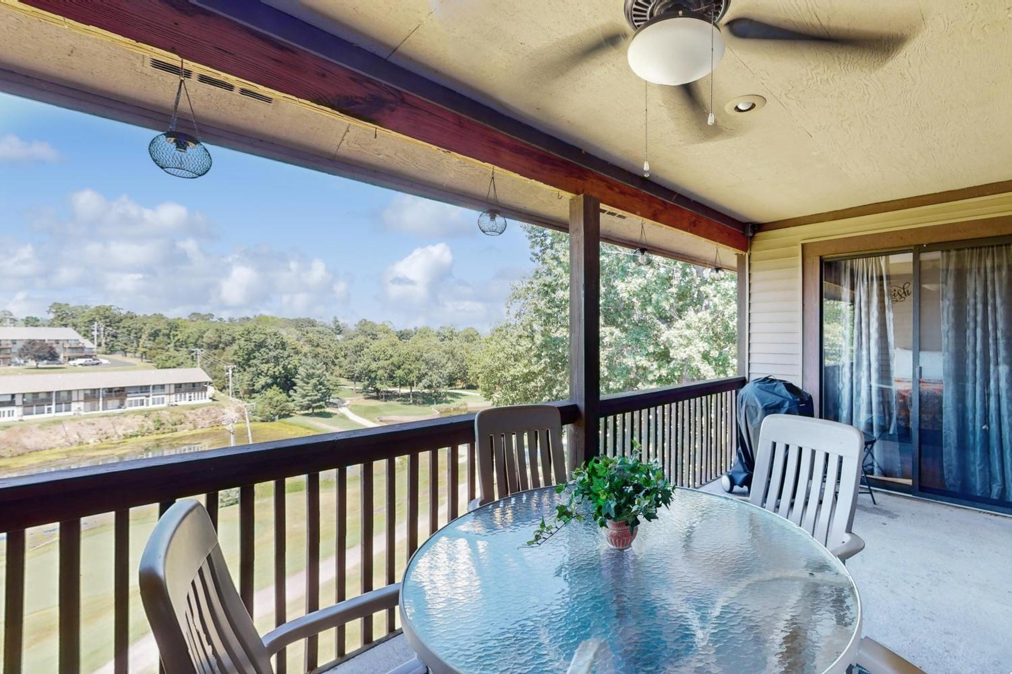 116 Club Dr, #12 Mo * Branson