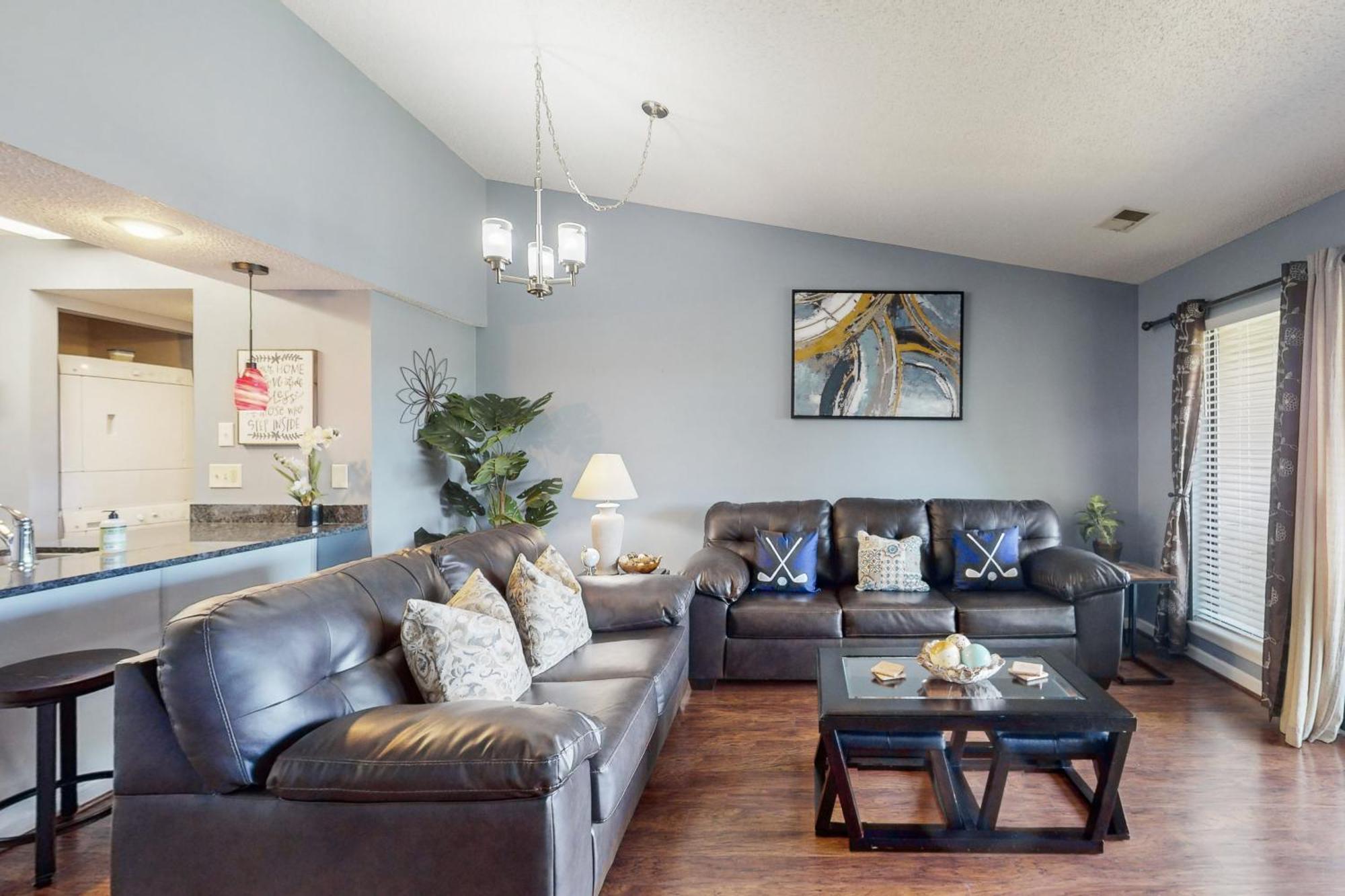 Apartment 116 Club Dr, #12 Mo