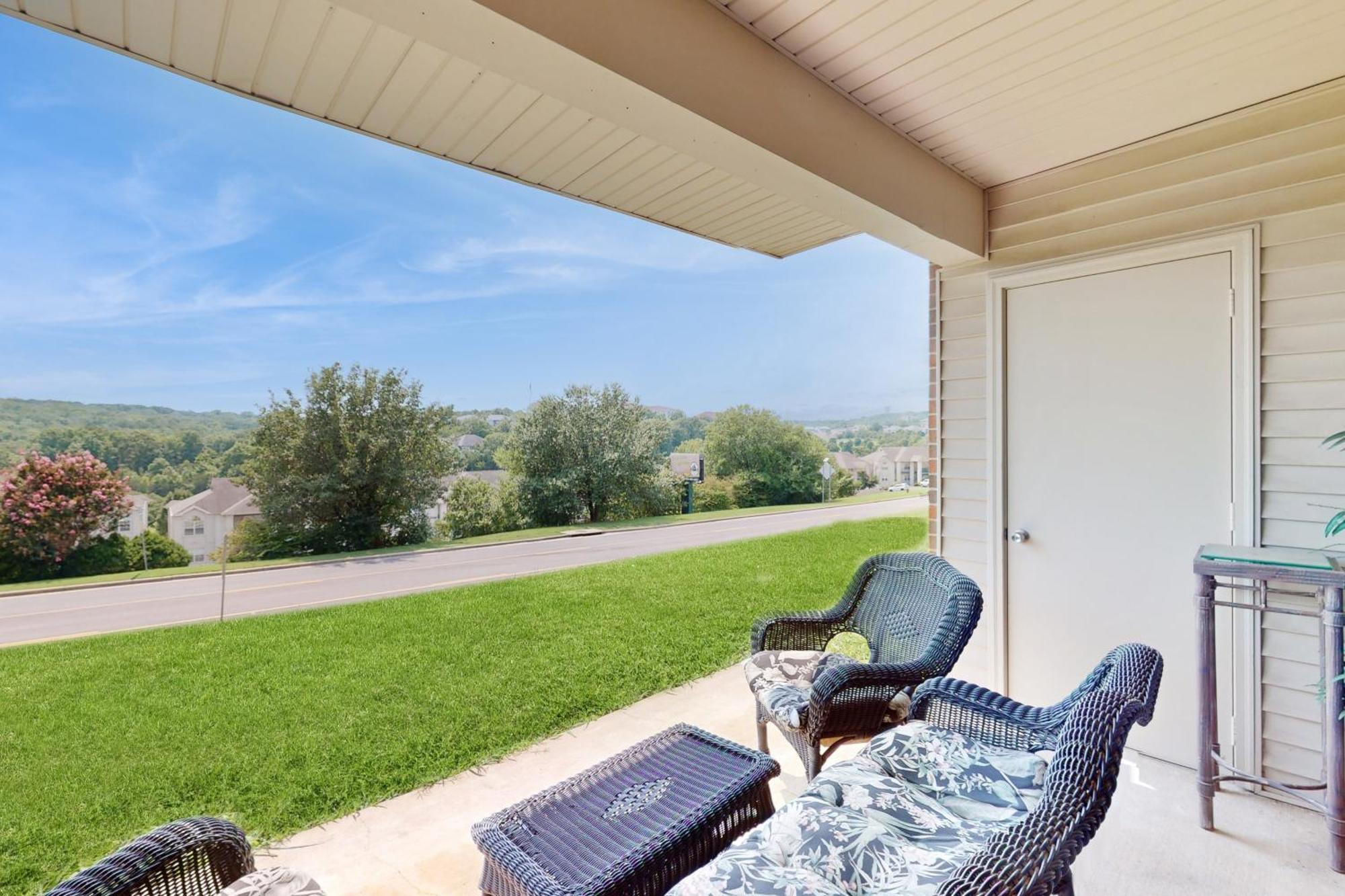 Thousand Hills Foothills F-6 * Branson