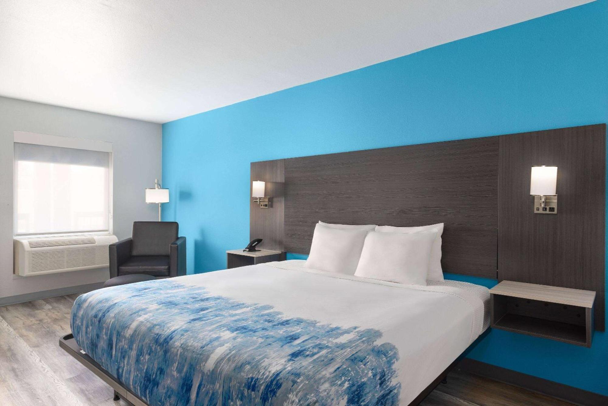 Hotel Baymont By Wyndham Thousand Hills