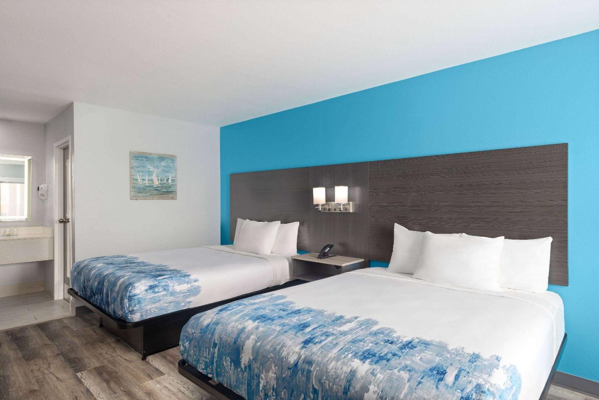 Hotel Baymont By Wyndham Thousand Hills