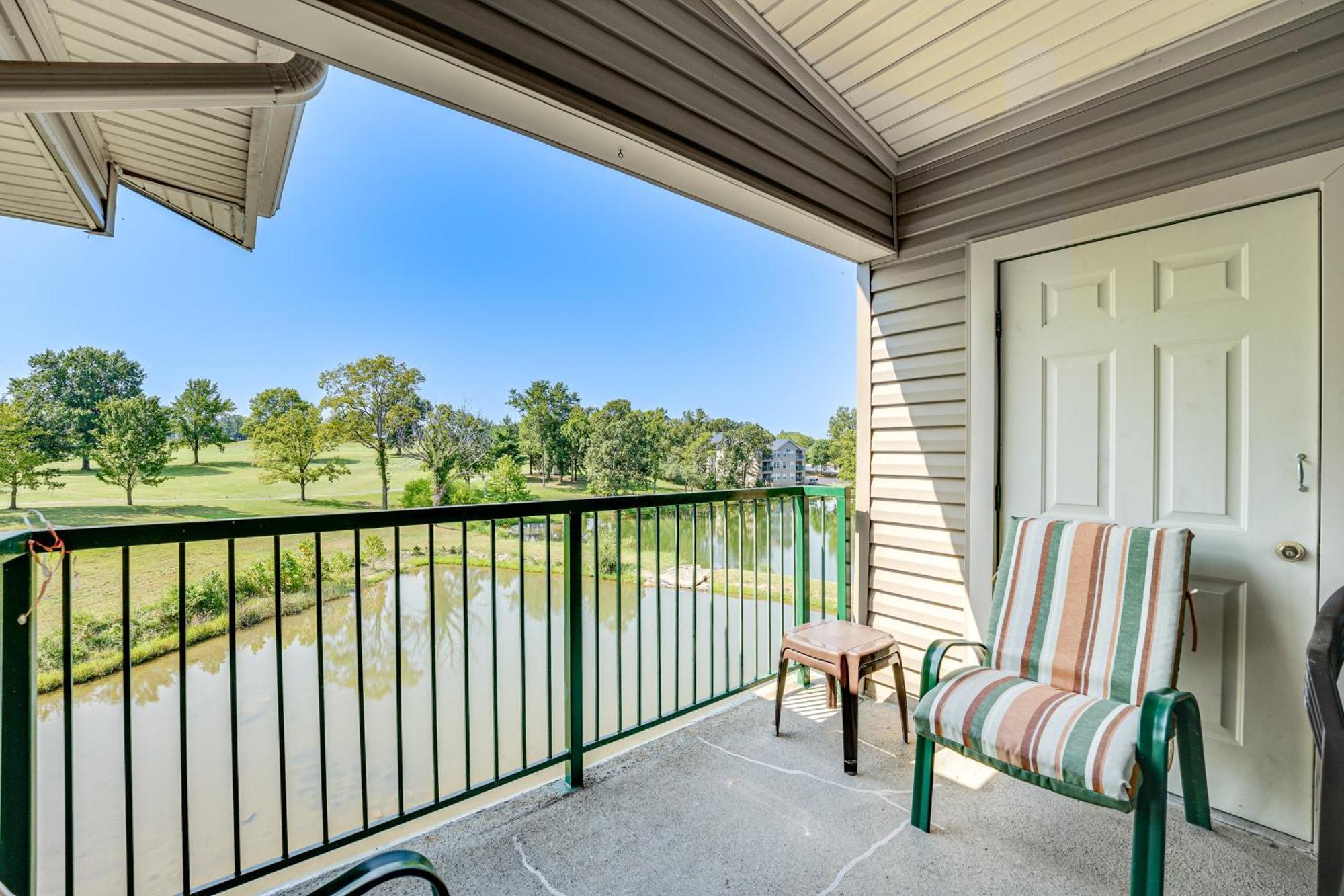 Lovely On-site Golf And Fishing Apartment Branson