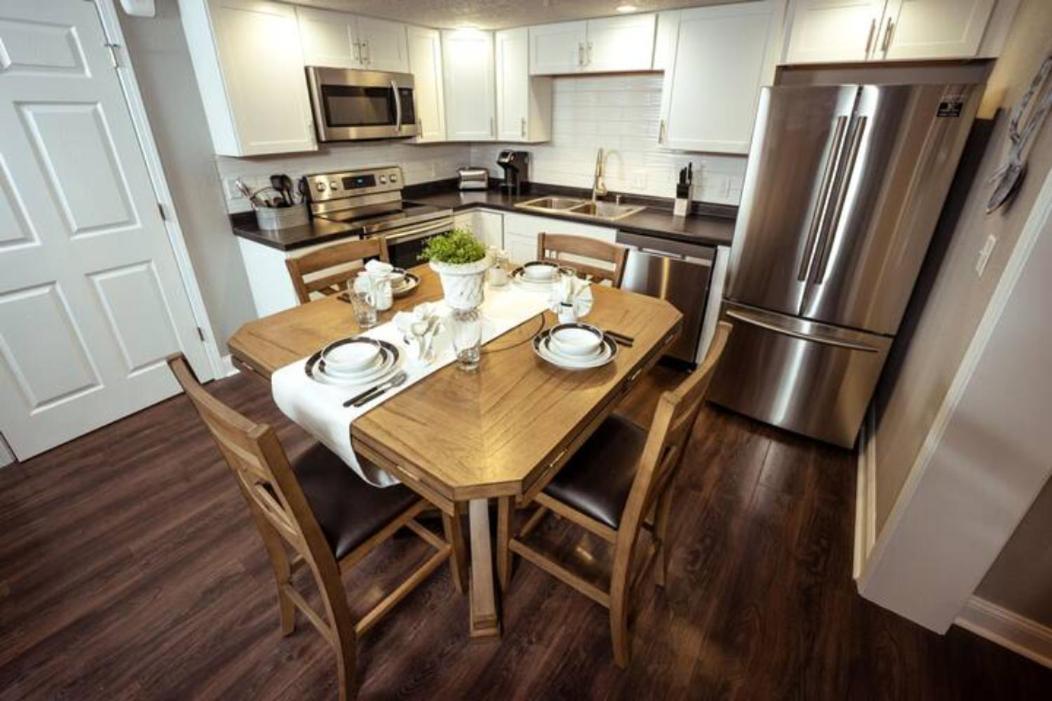 Apartment King And Branson