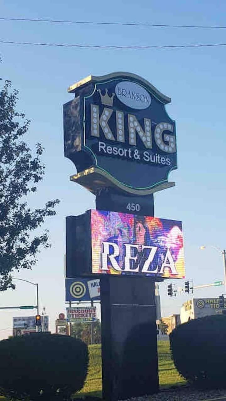 King And Apartment