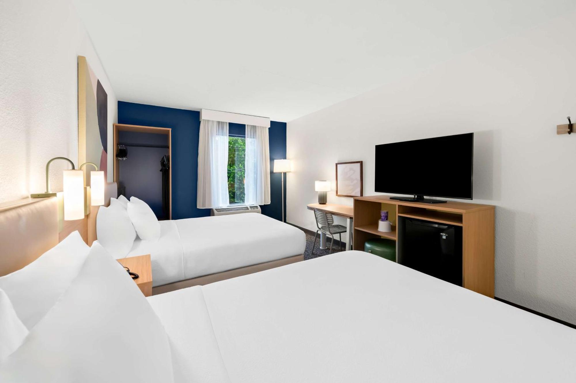 Spark By Hilton Meadows Hotel Branson