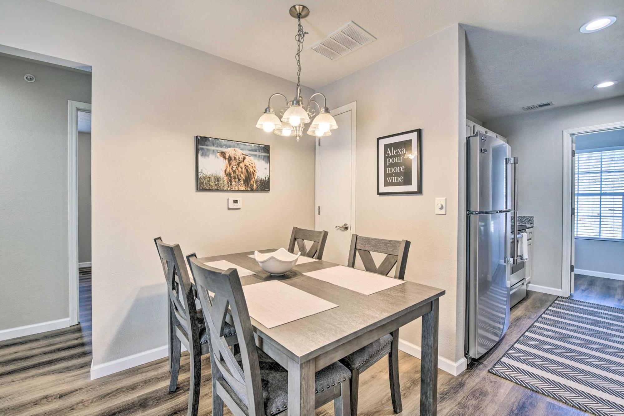 Pet-friendly With Shared Pool! Apartment *