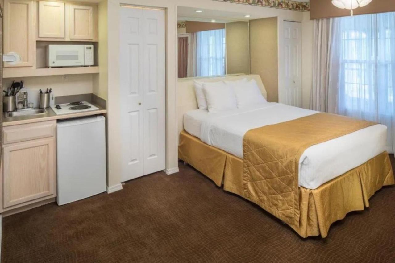 Diamond - The At Fall Creek - 2bd Holiday home Branson