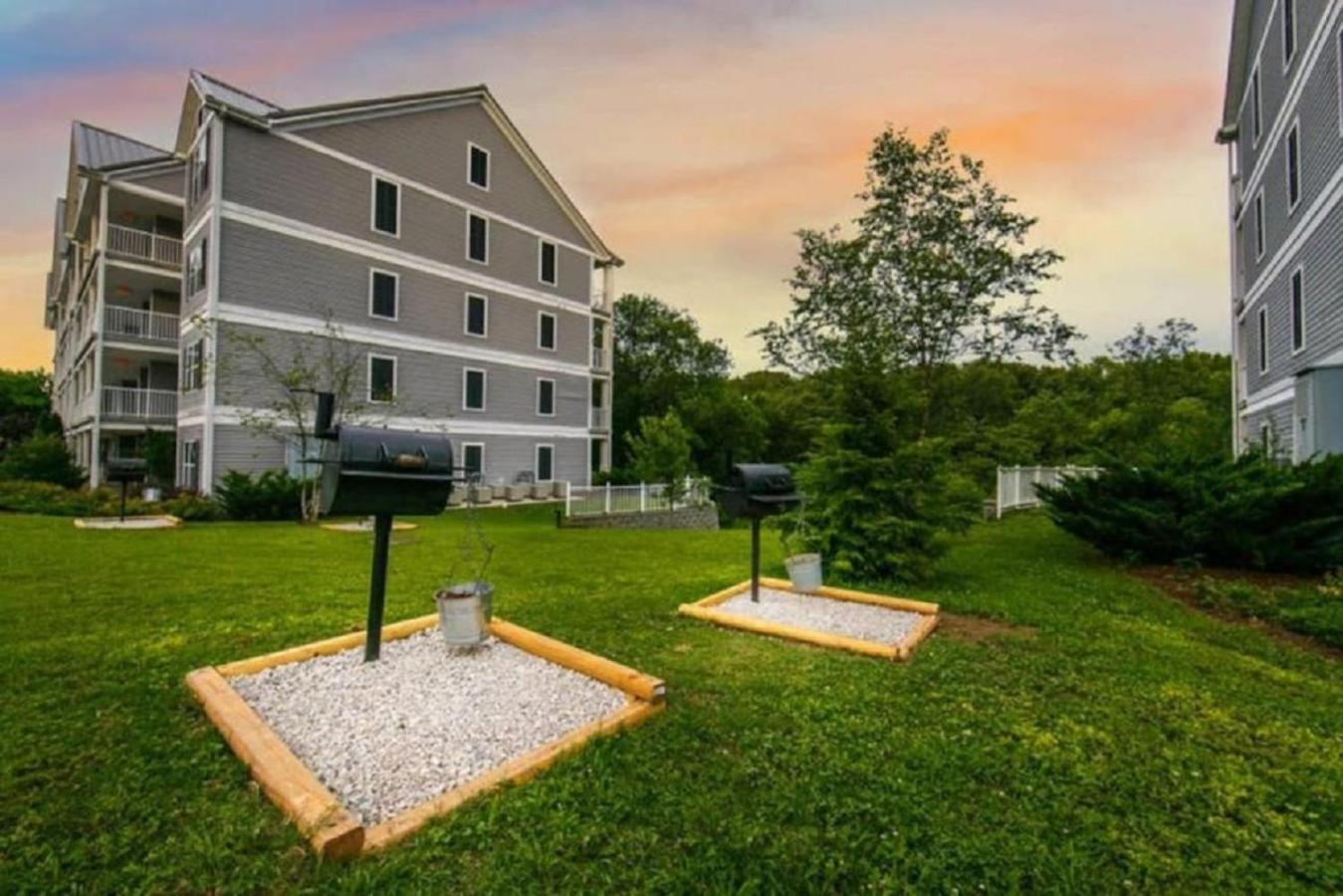 Enjoy Has To Offer In 2bd Vacation Perfect For Families * Branson