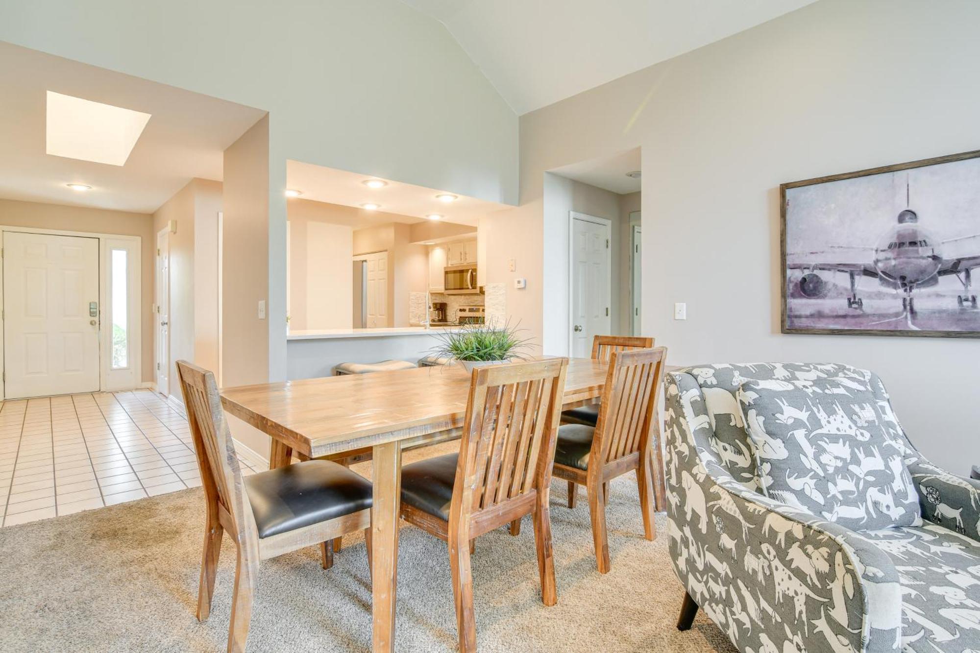 Getaway With Pool Access Less Than 4 Mi To 76 Strip! Apartment Branson