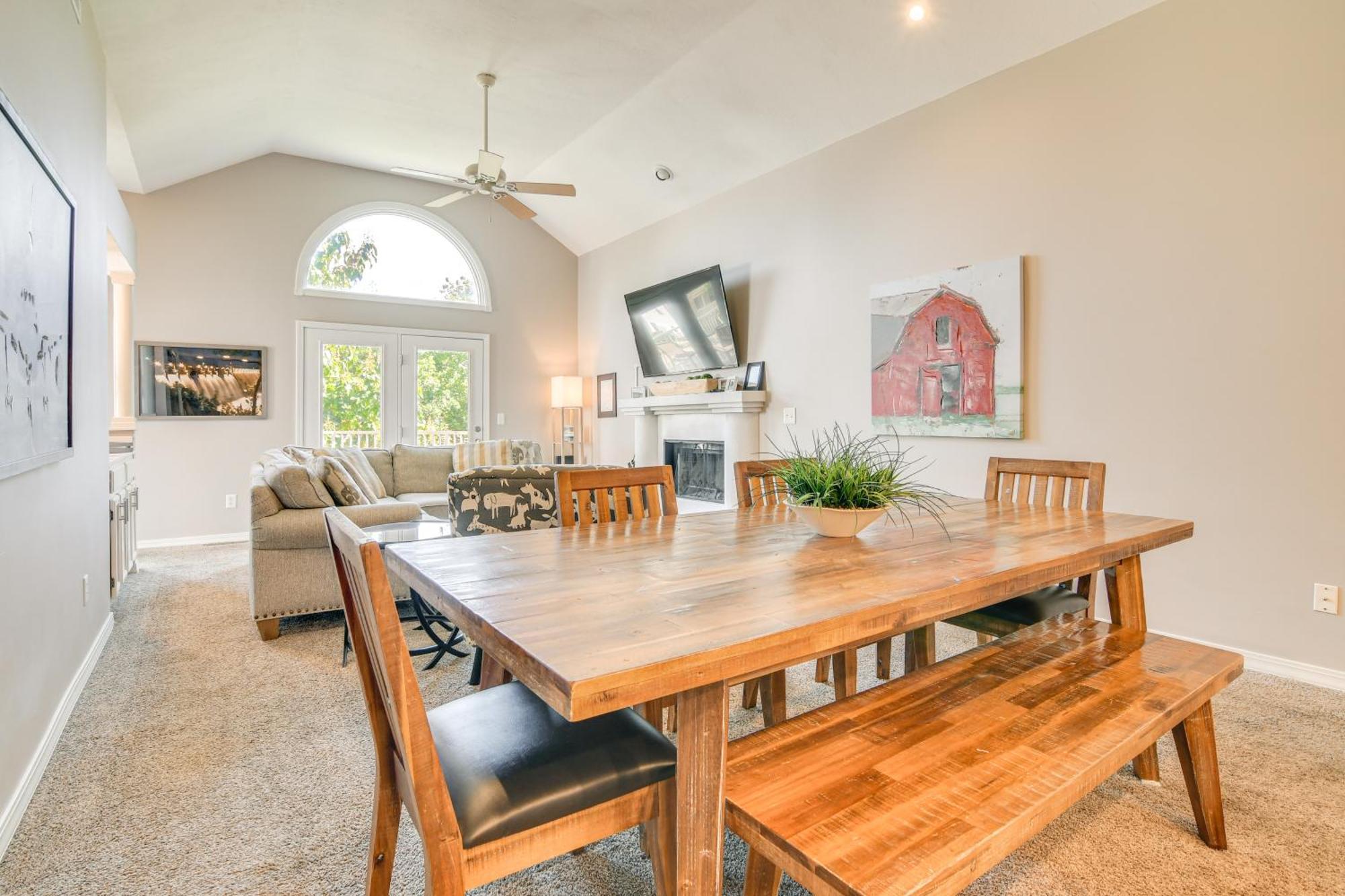 Getaway With Pool Access Less Than 4 Mi To 76 Strip! Apartment