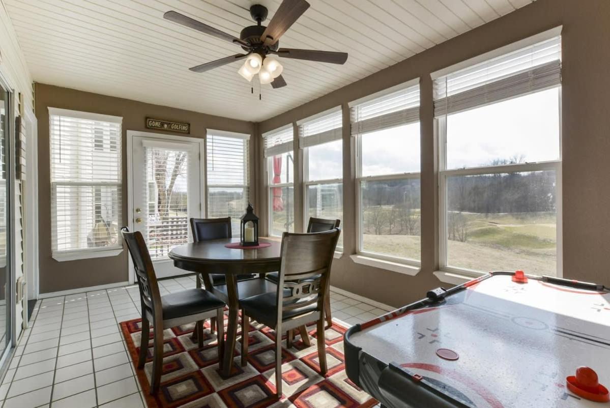 Little House On The Fairway- Luxury Golf Holiday home *