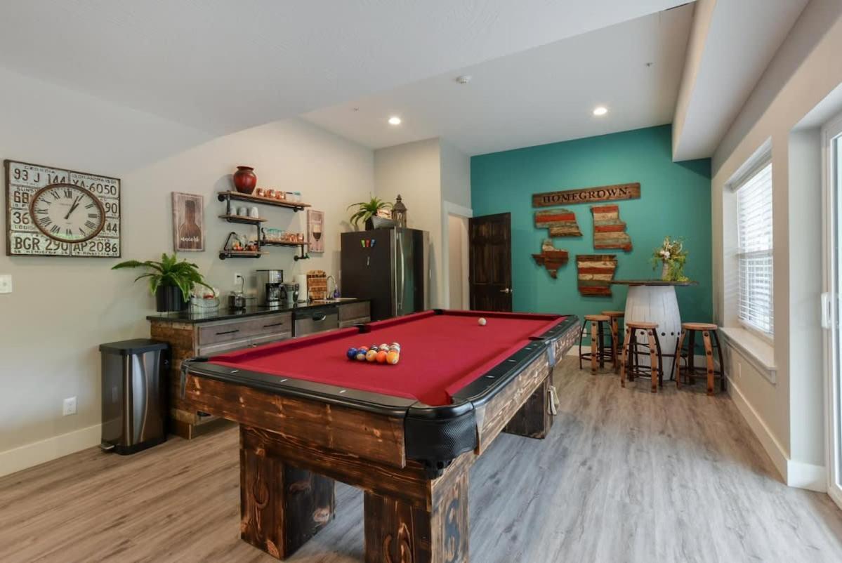 Holiday home Livin' The Dream- Indoor Outdoor Pool & Private Hot Tub Branson