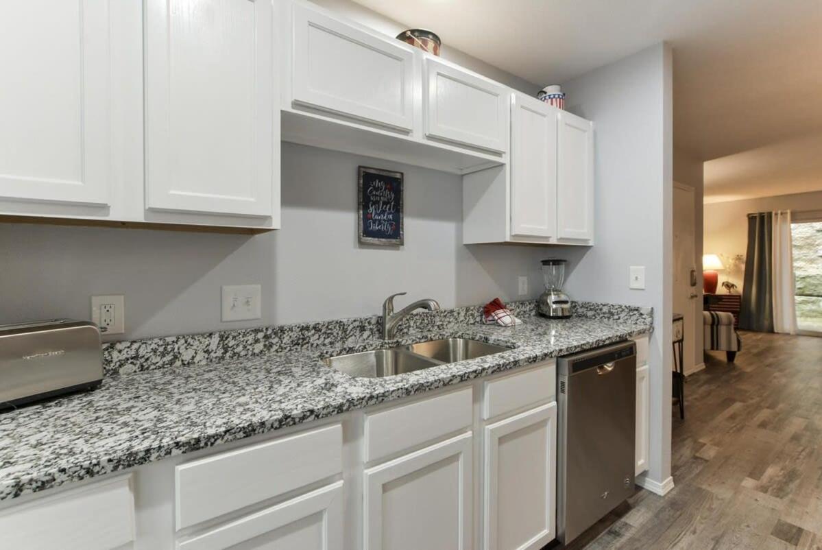 Patriot Place- Walk-in No Stairs Holiday home Branson