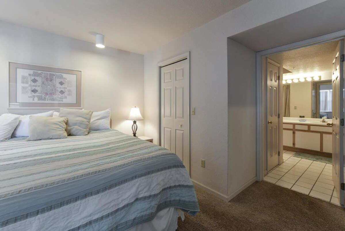 Bella Restare - Amenities Walking Distance Branson