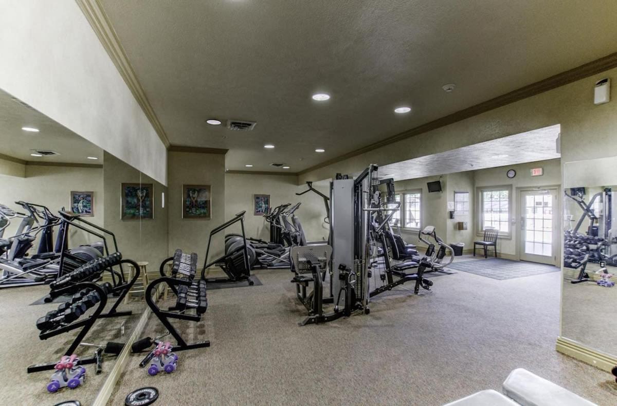 Bella Restare - Amenities Walking Distance *