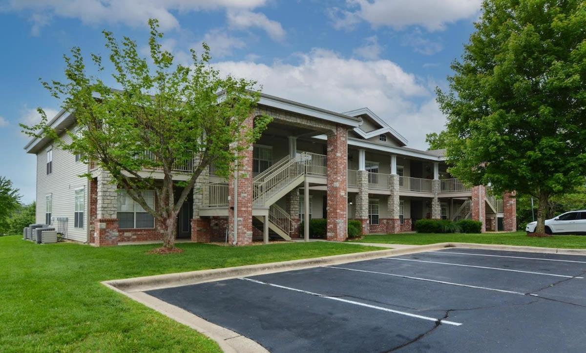 Tuscany - In The Heart Of Branson