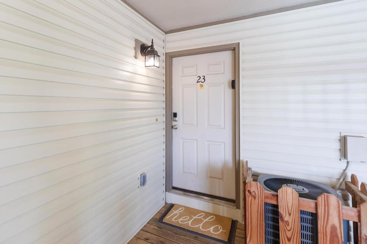 Holiday home The Capital Indoor Outdoor Pool Hot Tub & *