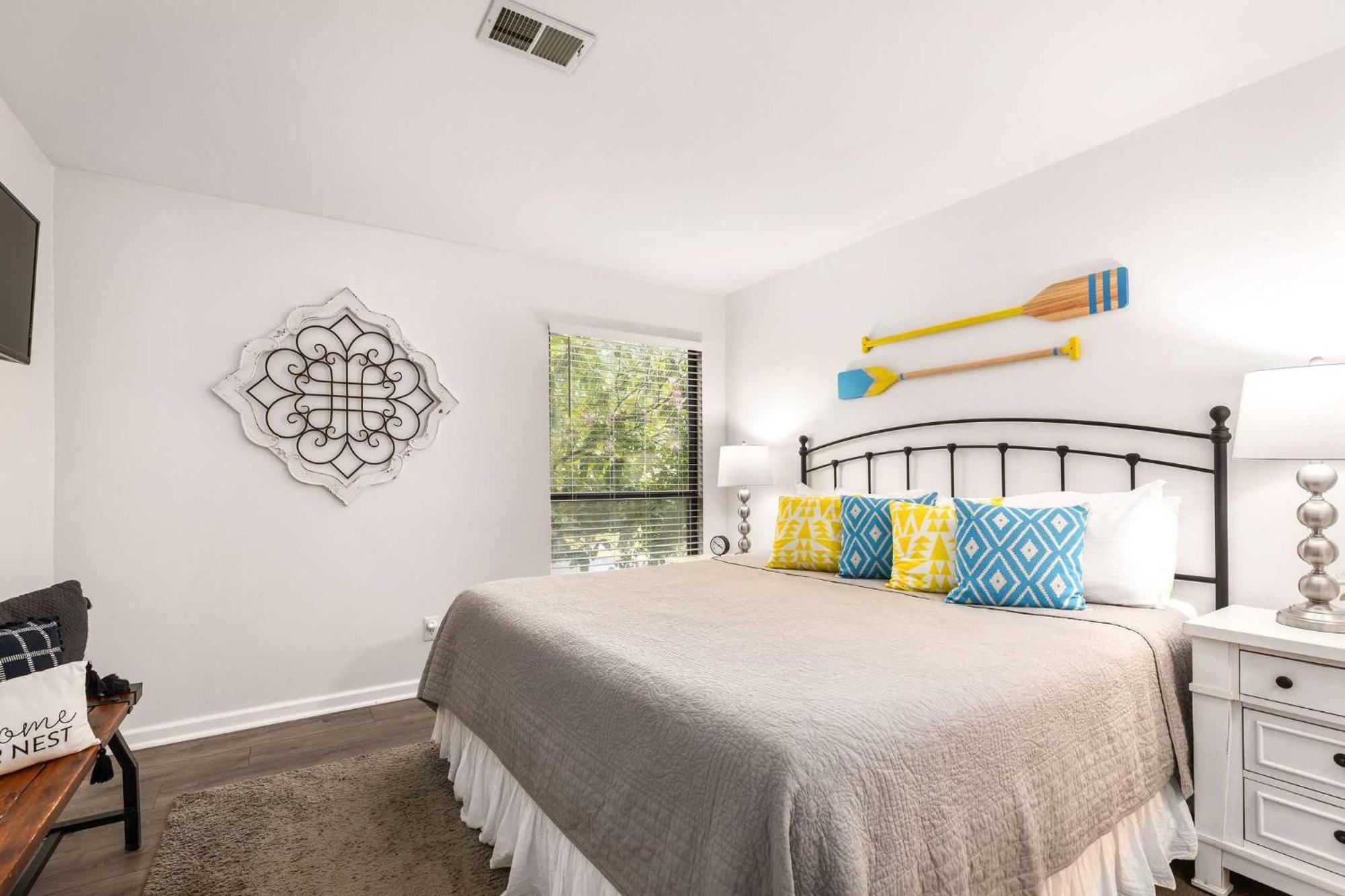 Sunny Pointe Fireplace Pool Pickleball Gym *