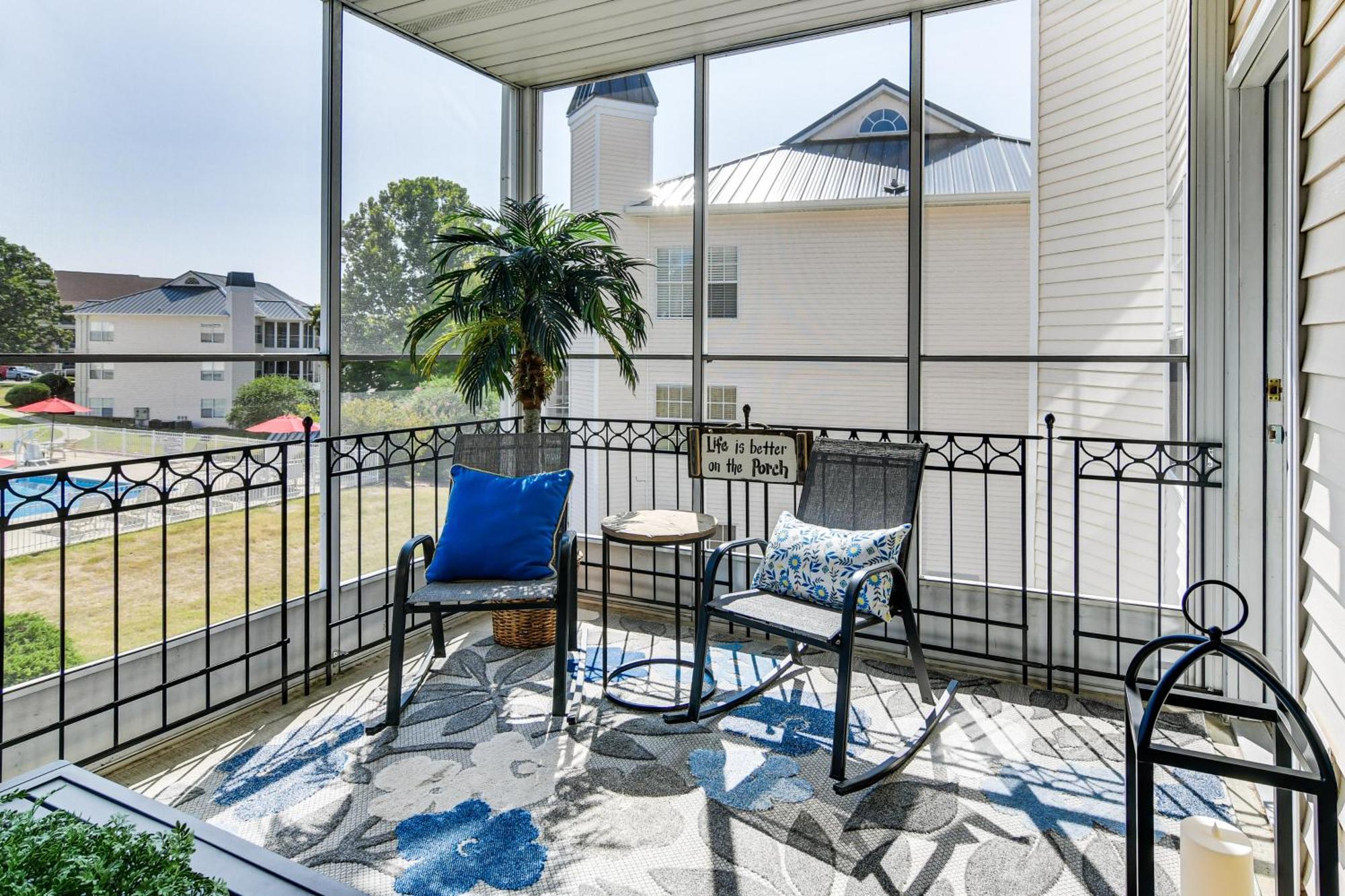 With Pool About 2 Mi To Table Rock Lake! Apartment Branson