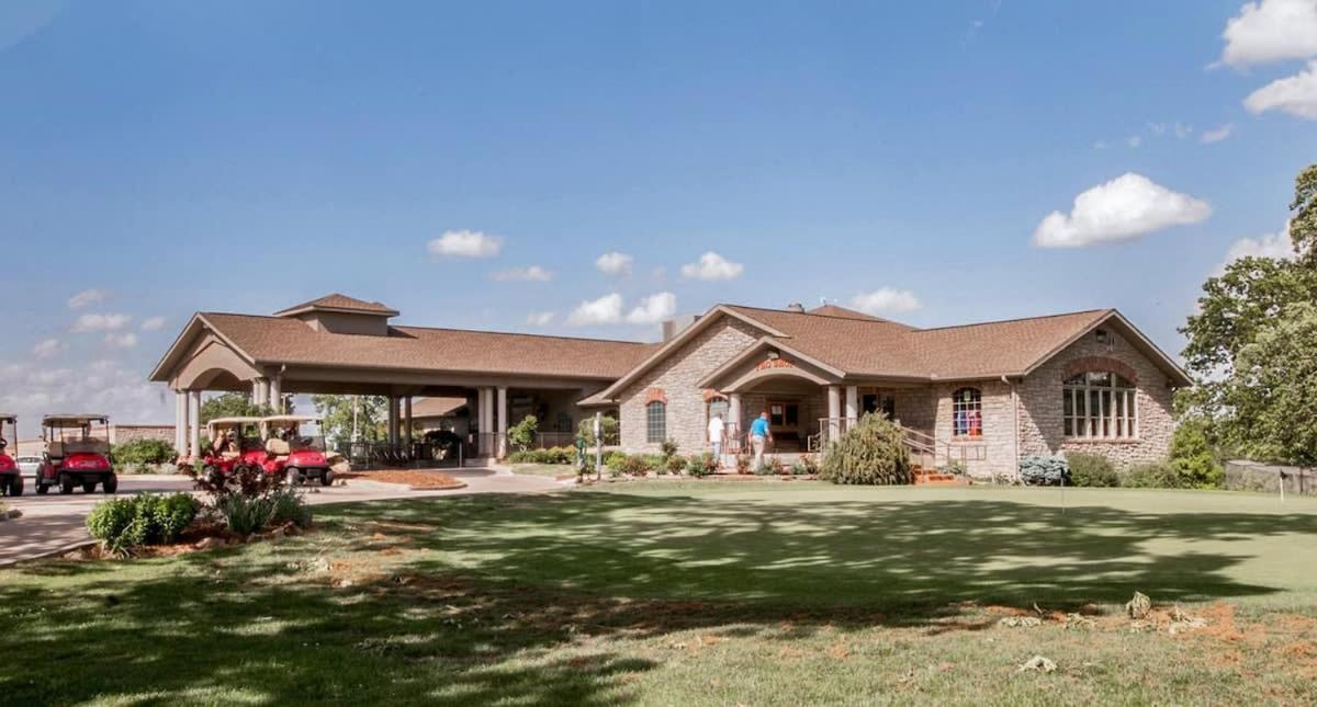 Sweet Clover - Indoor Pool - Hot Tub Holiday home Branson