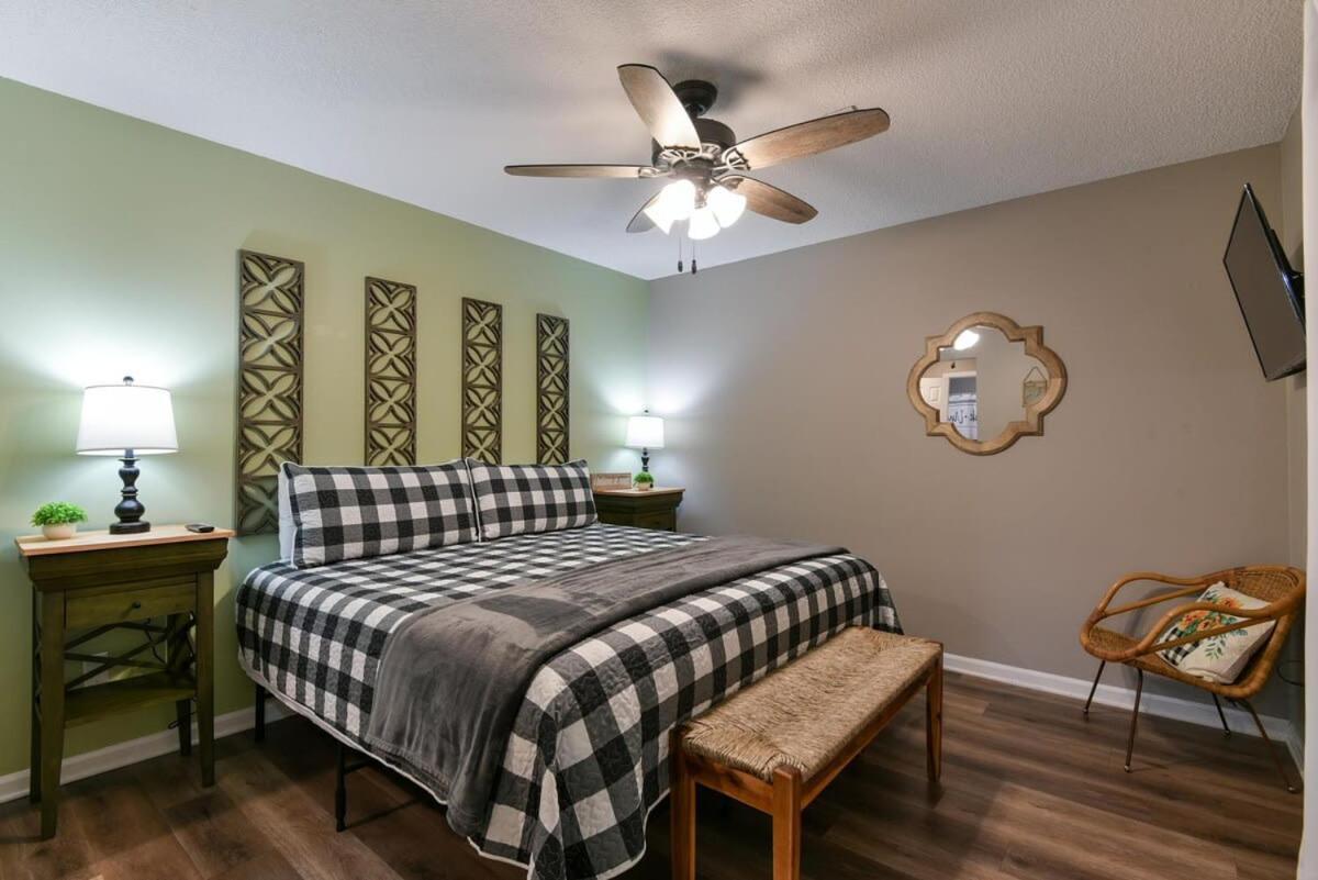 Sweet Clover - Indoor Pool - Hot Tub Branson