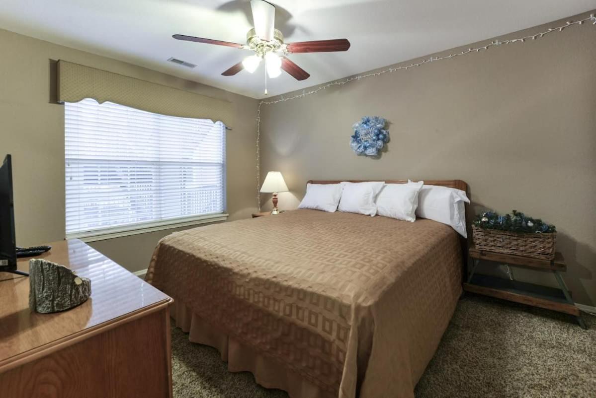 Country Getaway -no Stairs Close To Strip * Branson