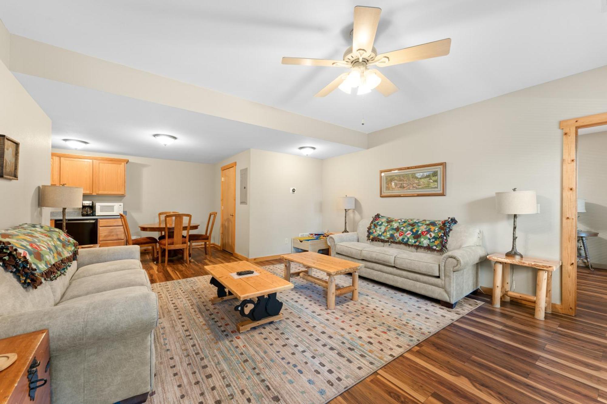 Ozarks Oasis Lodge
