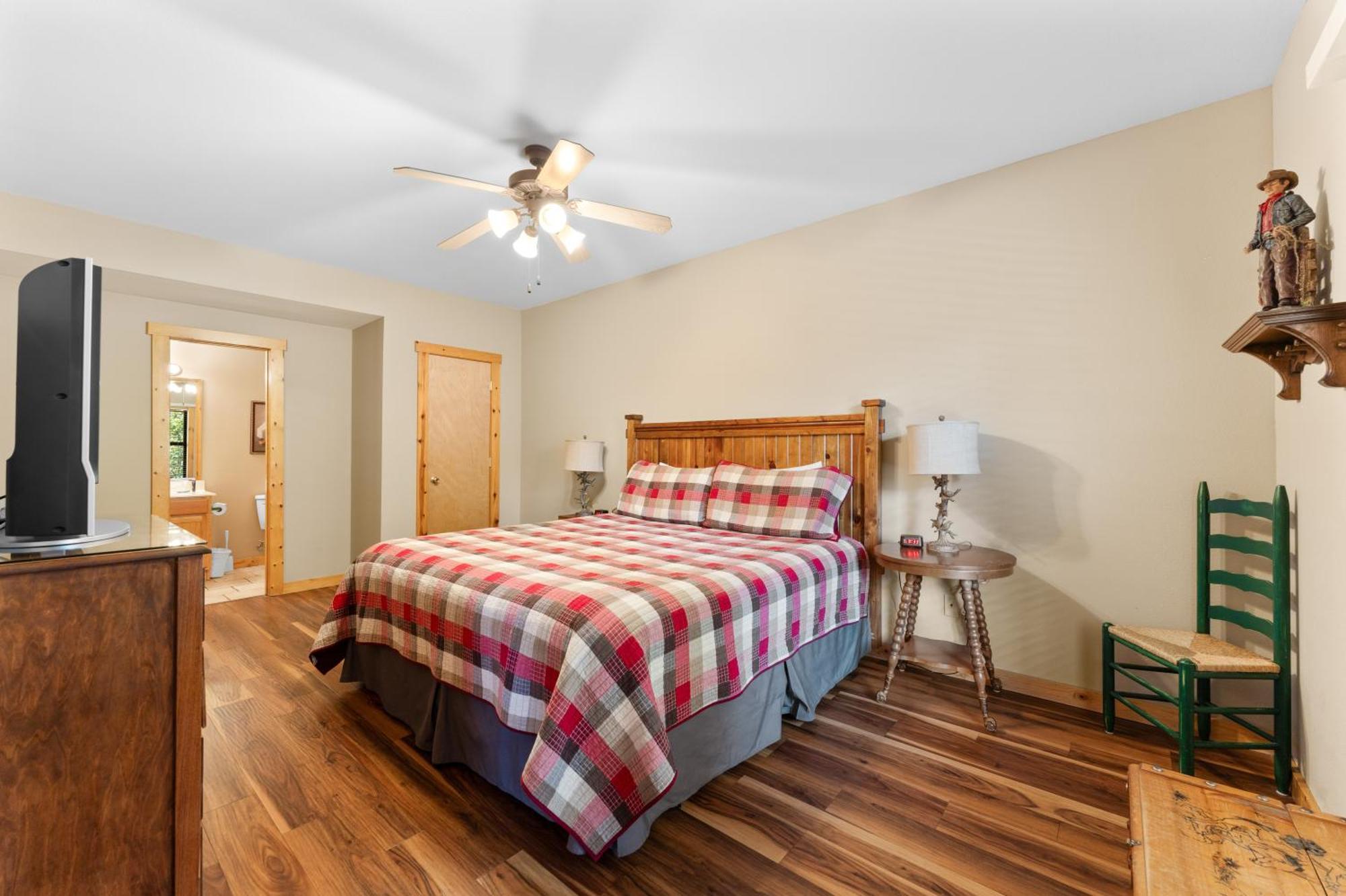 Ozarks Oasis Lodge *