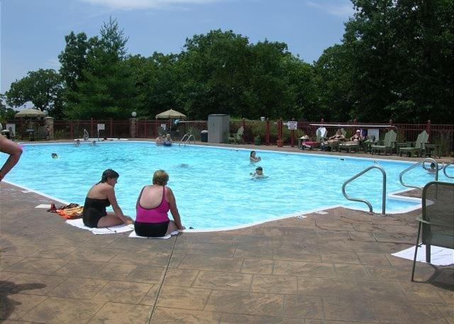 Apartment Carefree Getaways
