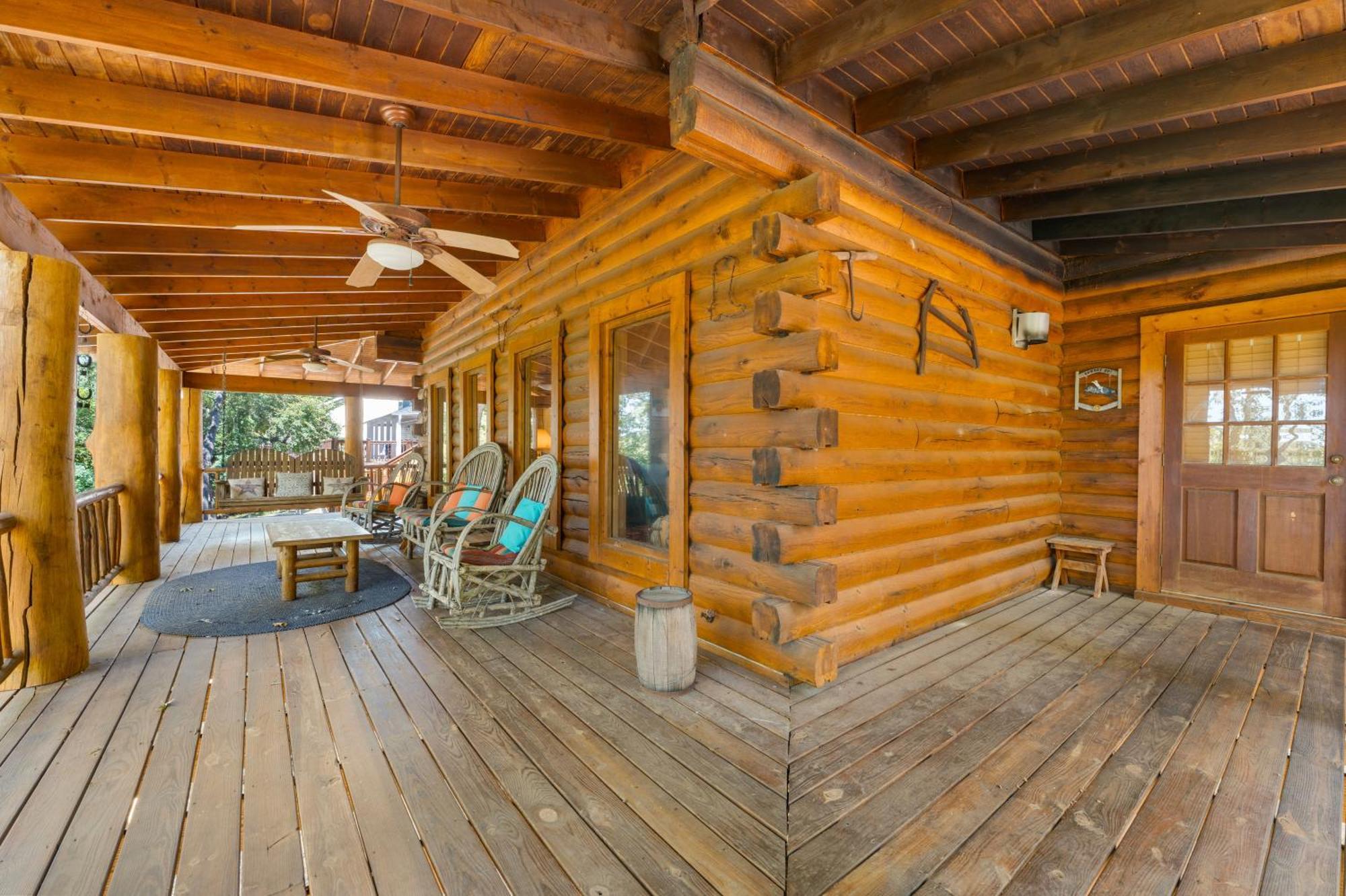 Holiday home The Lazy K Branson