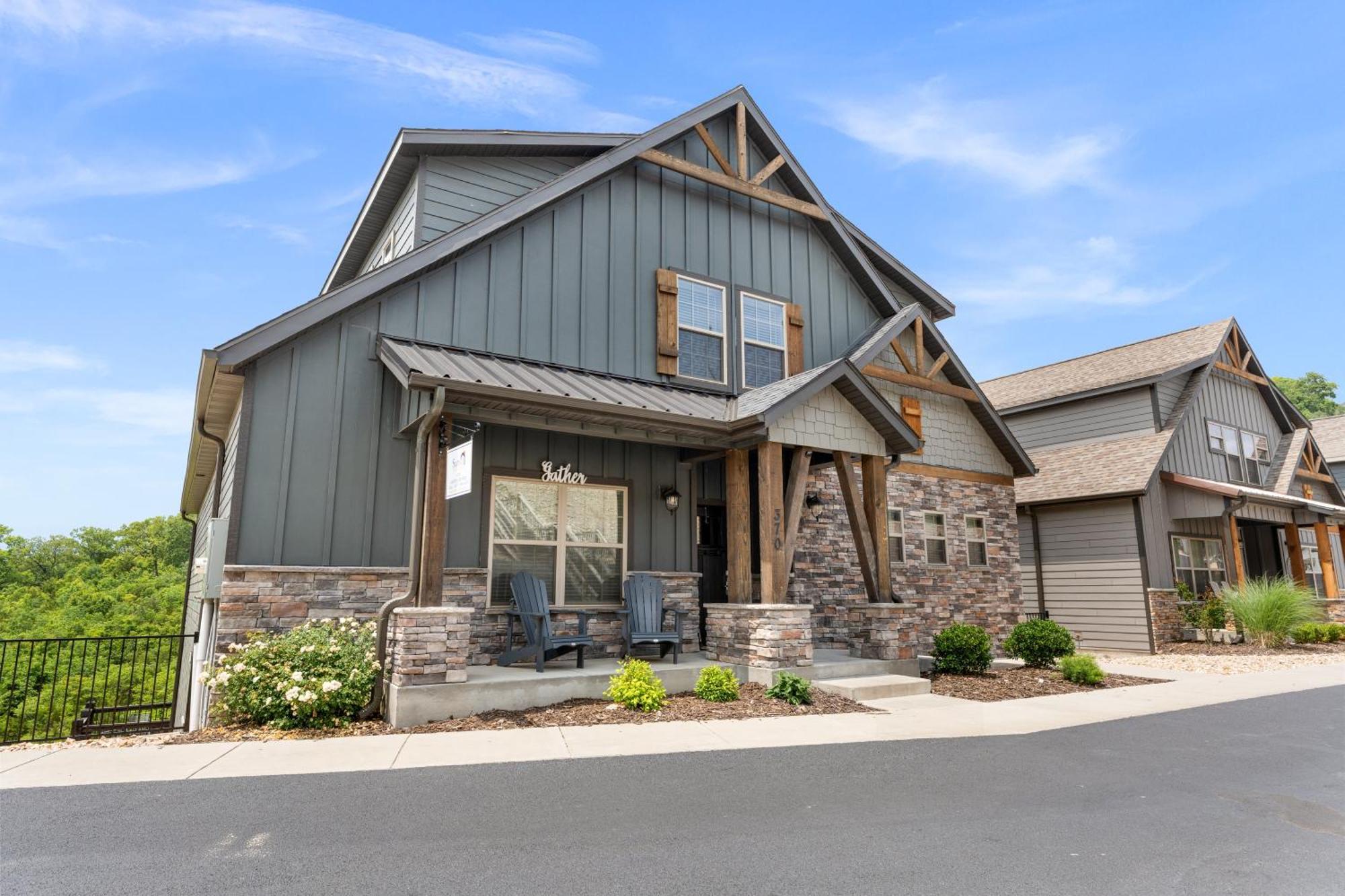 White Tail Summit Branson