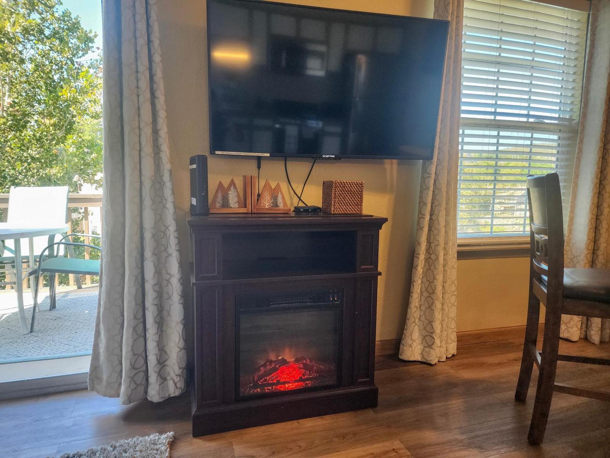 Apartment Charming 2-bedroom With Loft, Scenic Views, And Free Attraction Tickets - Fc40-9 *