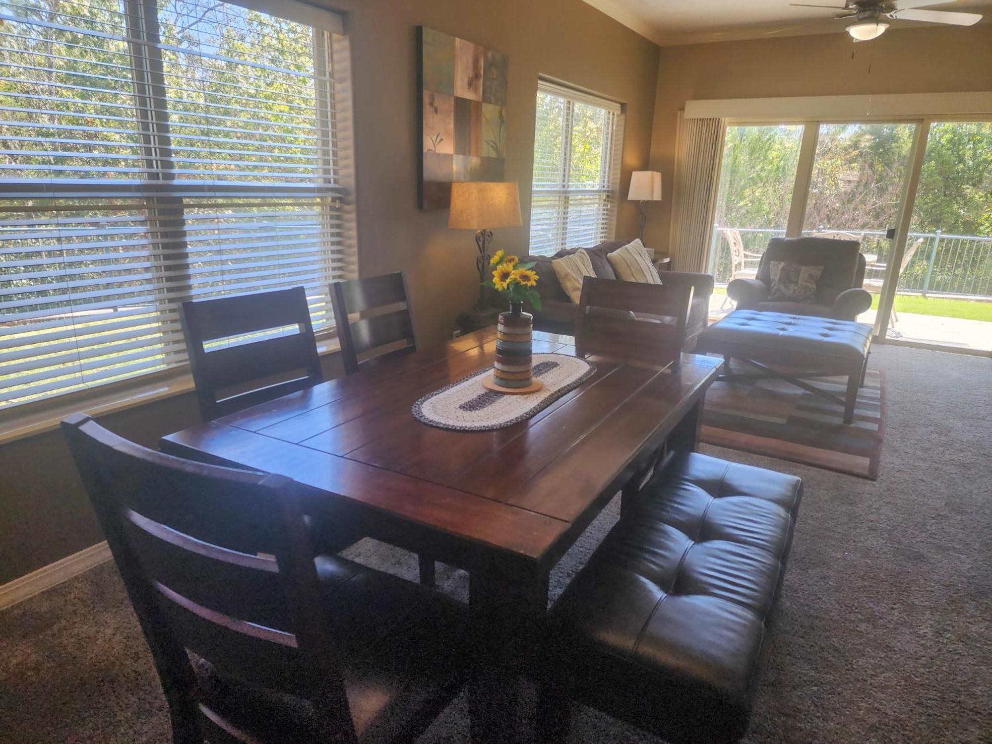 Luxury Lakeside Living--free Attraction Tickets--beautiful Views - Mj126 Holiday home