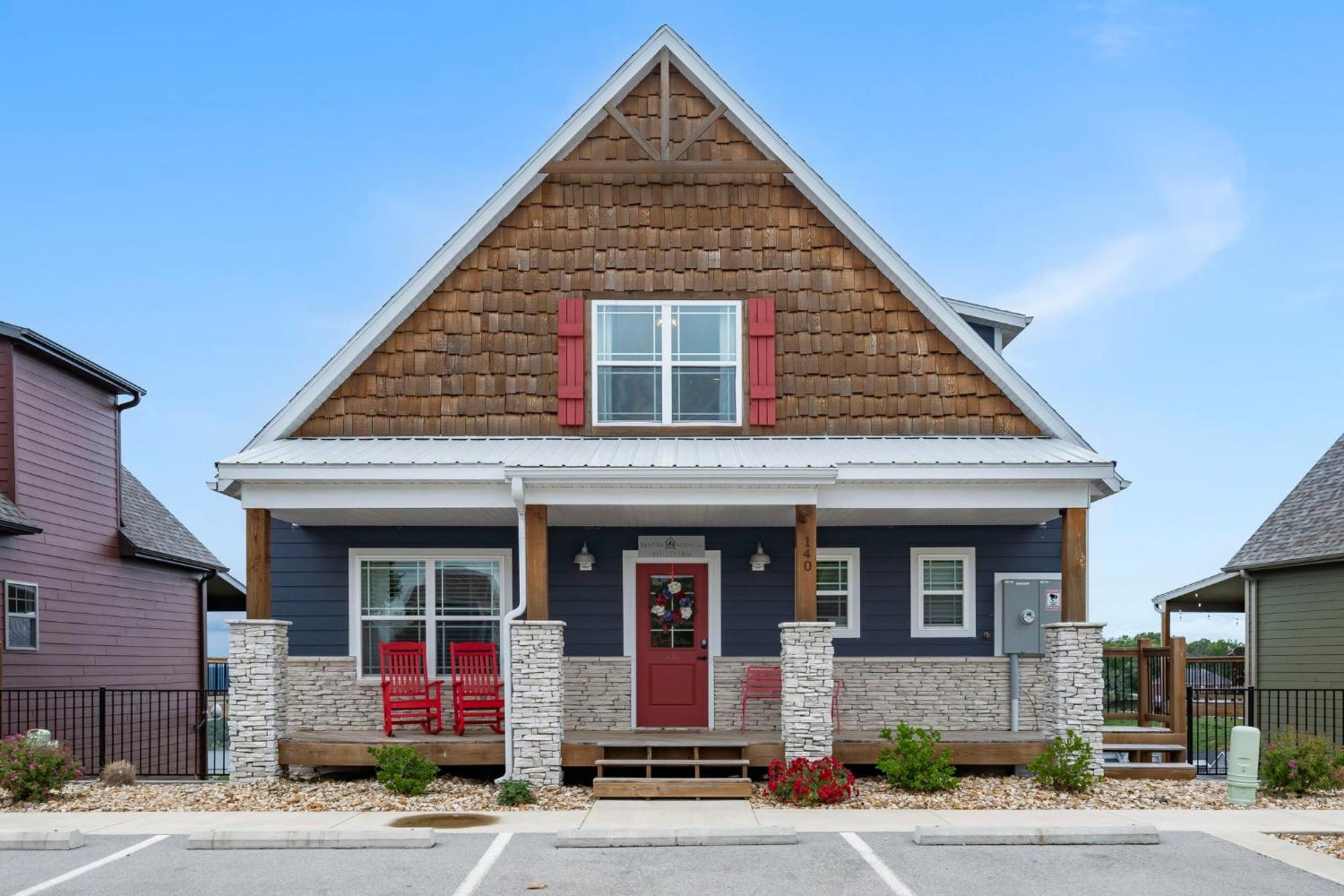 Table Rock Views, Double Sided Fireplace, Free Attraction Tickets, Air Hockey Holiday home *