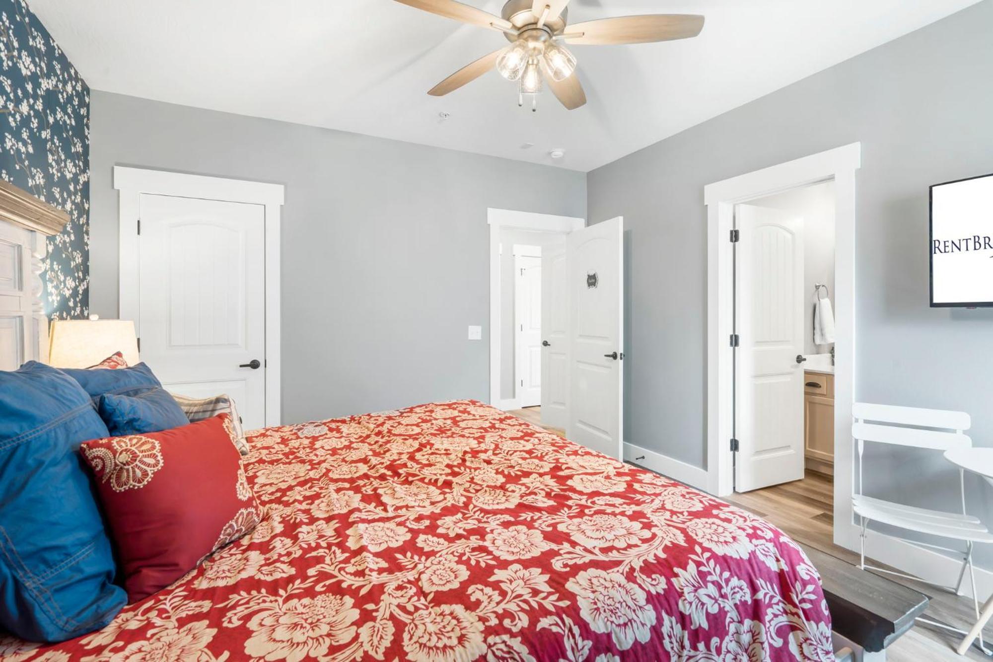 Table Rock Views, Double Sided Fireplace, Free Attraction Tickets, Air Hockey Branson