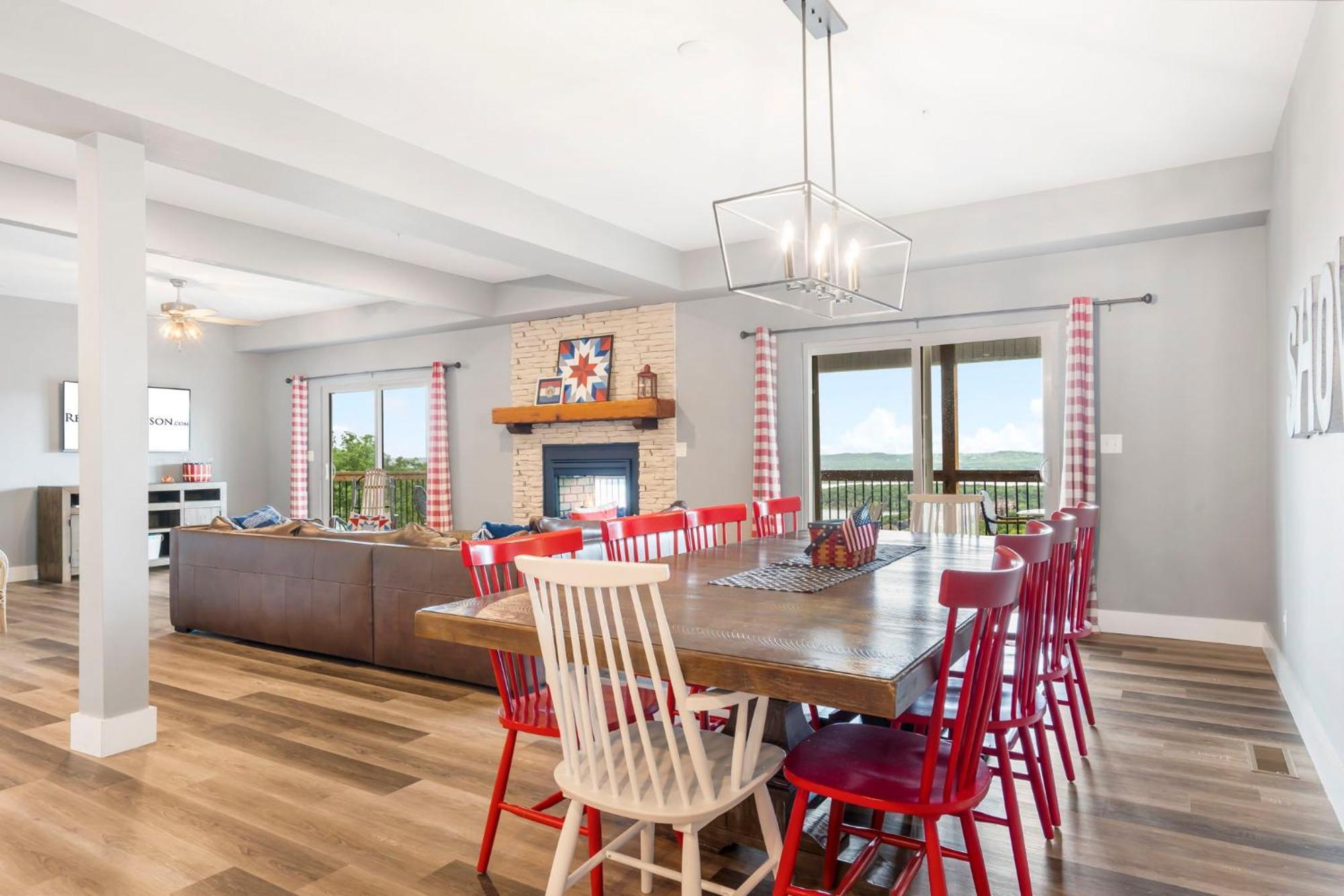 Table Rock Views, Double Sided Fireplace, Free Attraction Tickets, Air Hockey