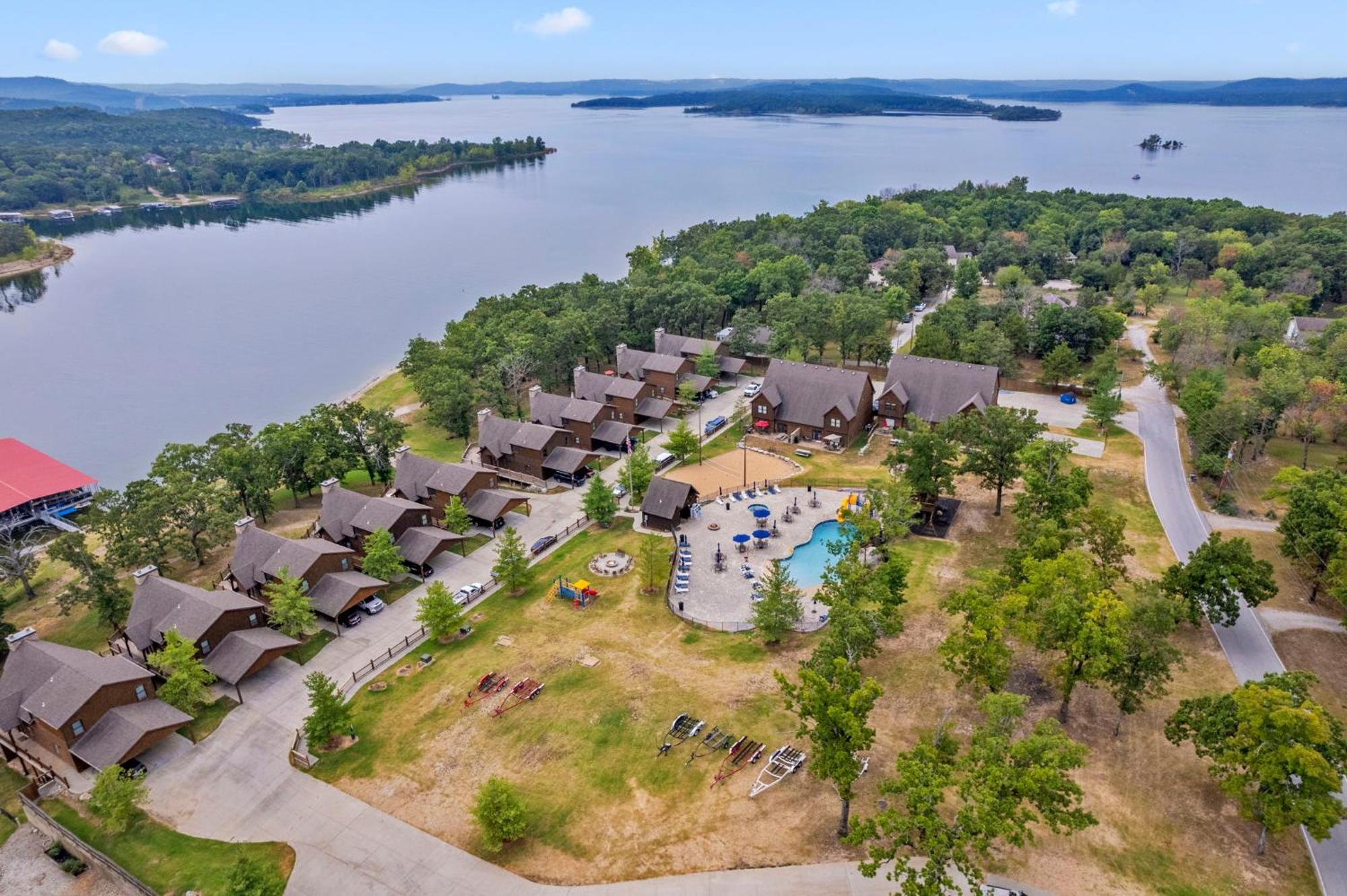 Worth The Wake Lodge Branson