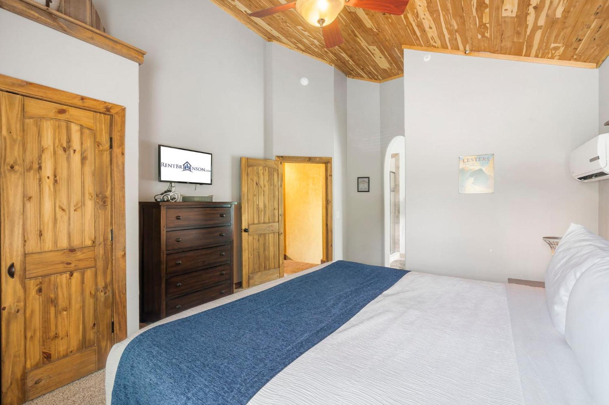 Lodge Worth The Wake