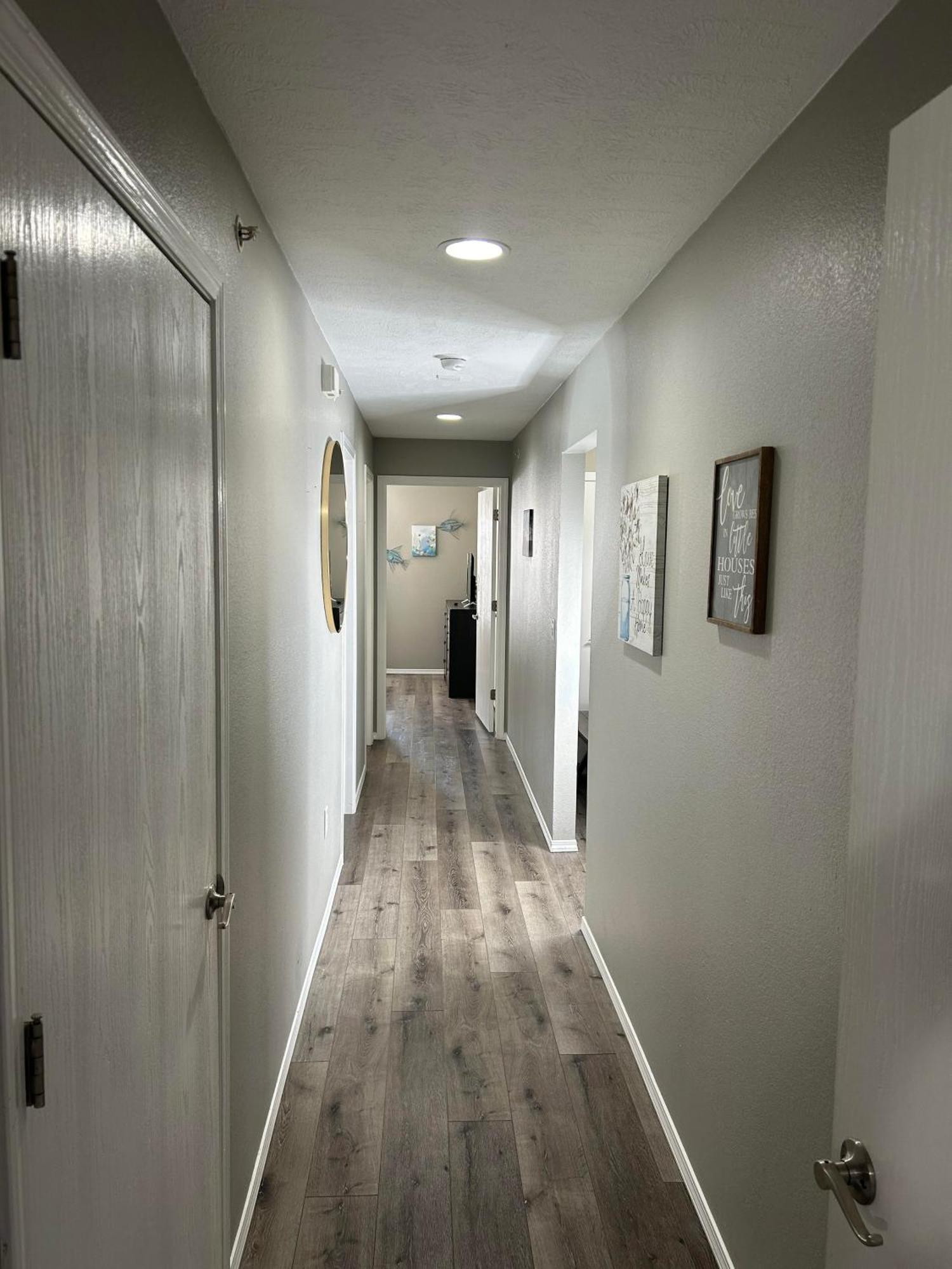 Apartment Cozy With No Stairs, And Arcades! 5 Beds *