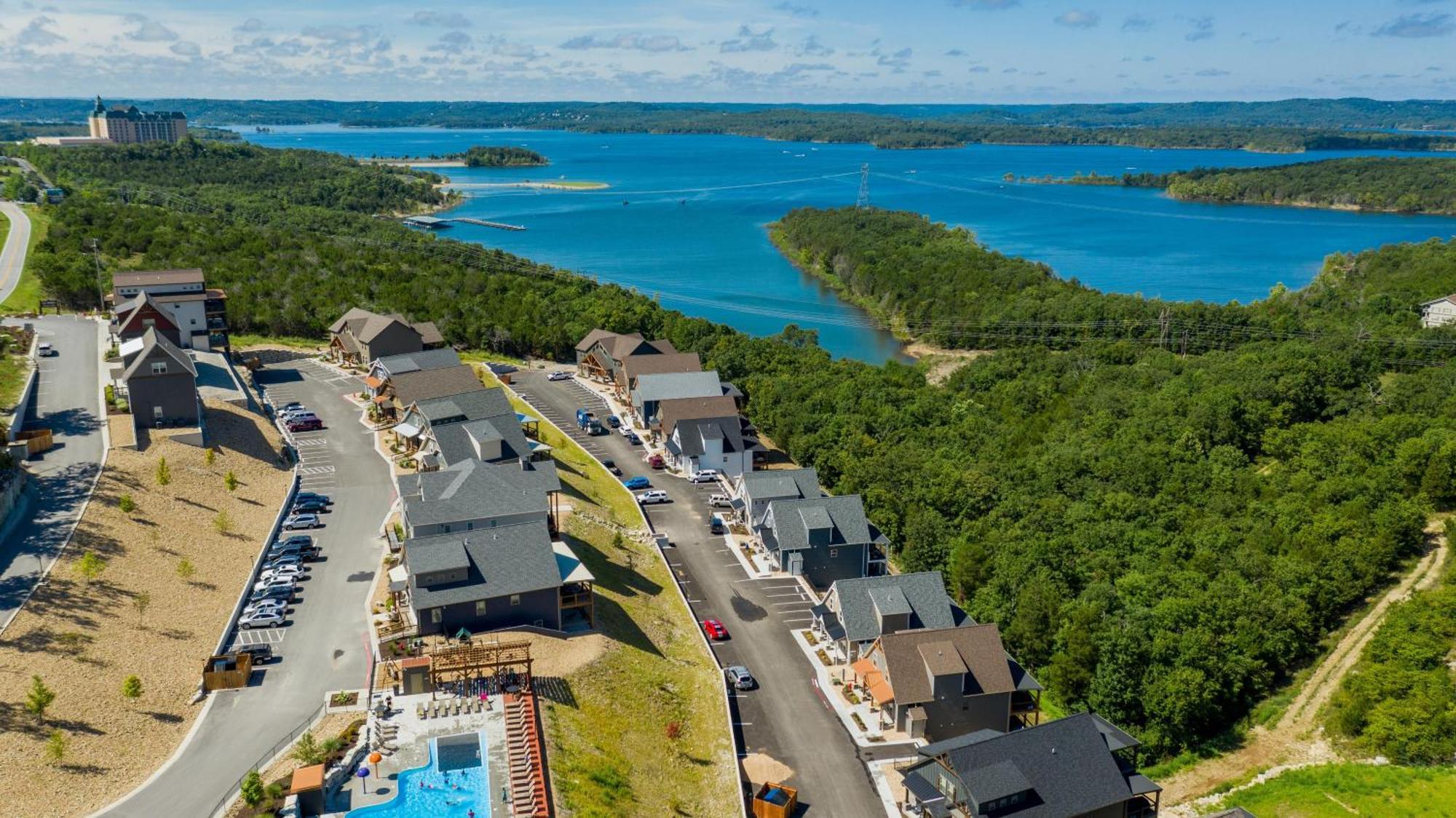Cc115- Lakeside Landing Branson